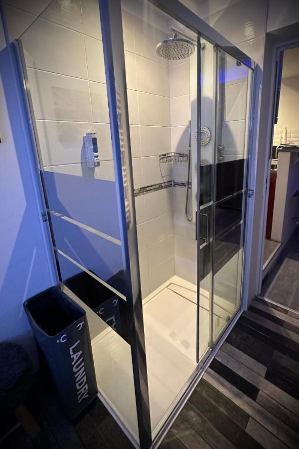 Chambre Double - Vue sur Piscine