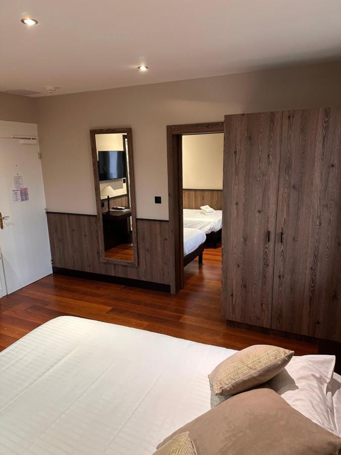 Chambre Familiale Accessible Uniquement par des Escaliers