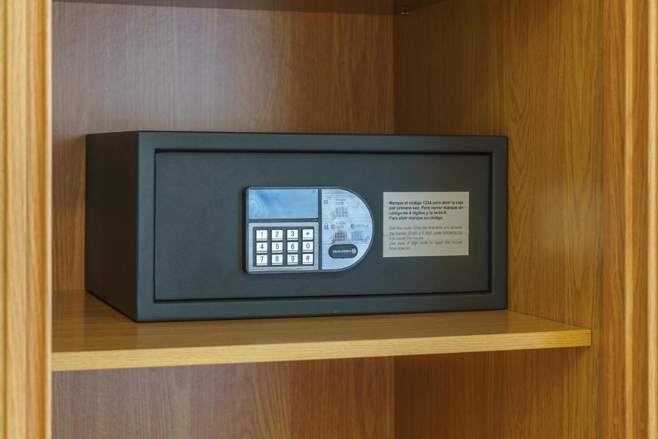 Quarto Familiar com Vista Mar