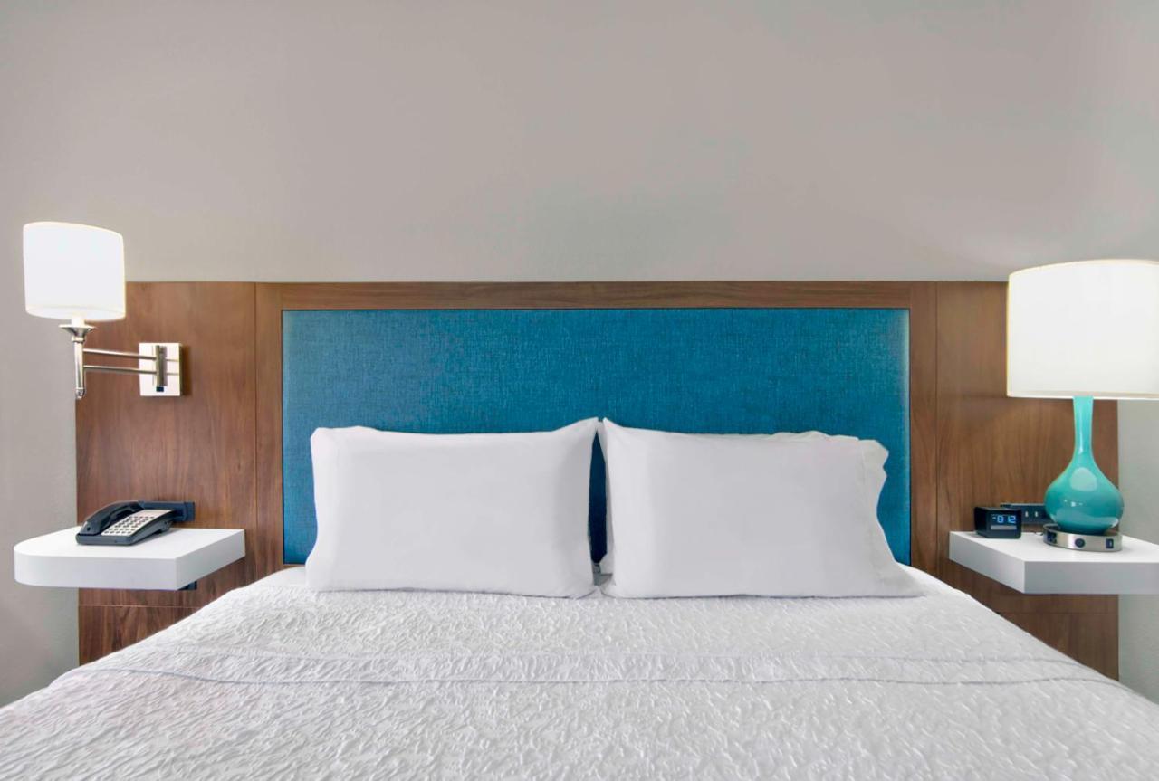 Kamer met Kingsize Bed, Magnetron en Koelkast - Rookvrij