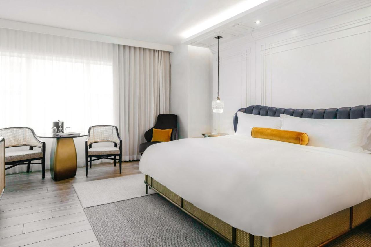 Pool View Room with 1 King Bed