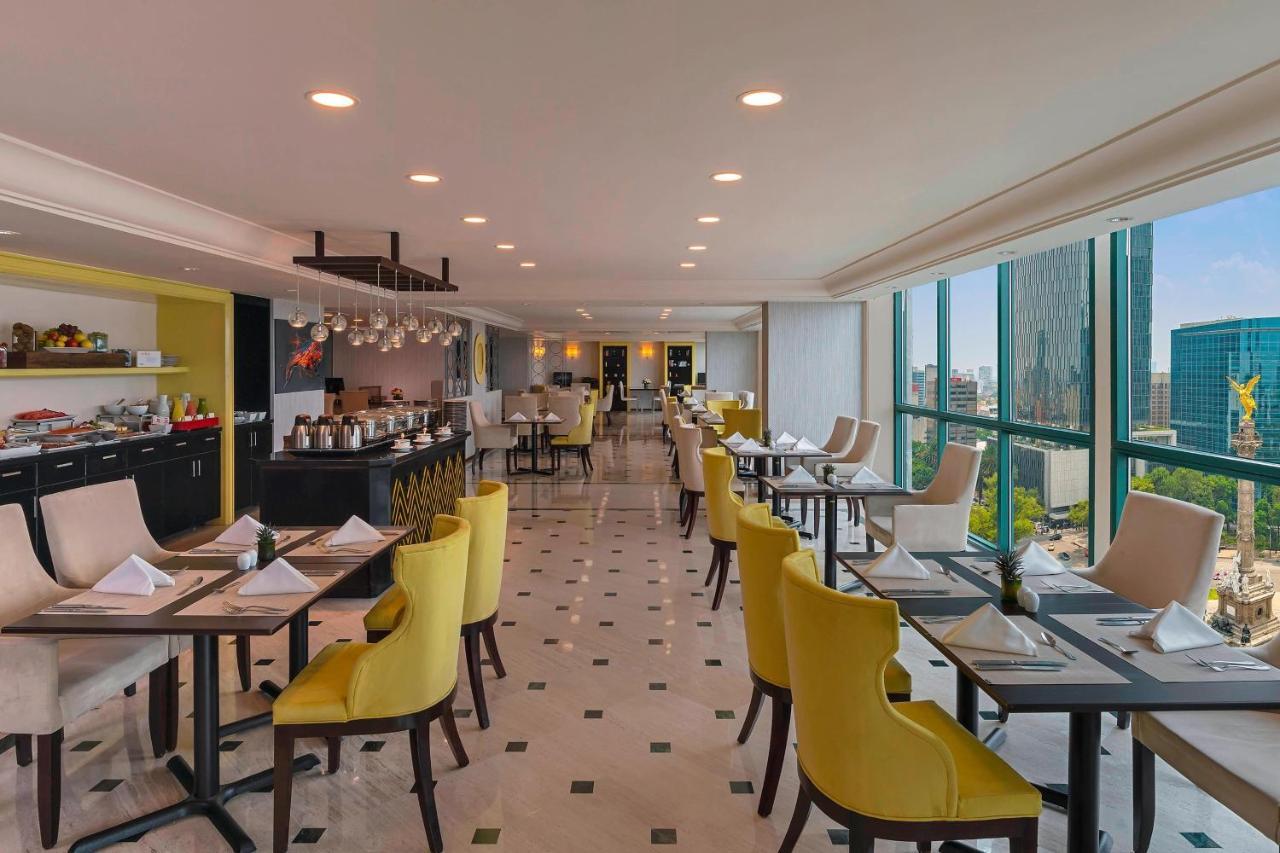 Corner Suite, Club lounge access, 1 Bedroom Suite, 1 King,1613663886:JPEG