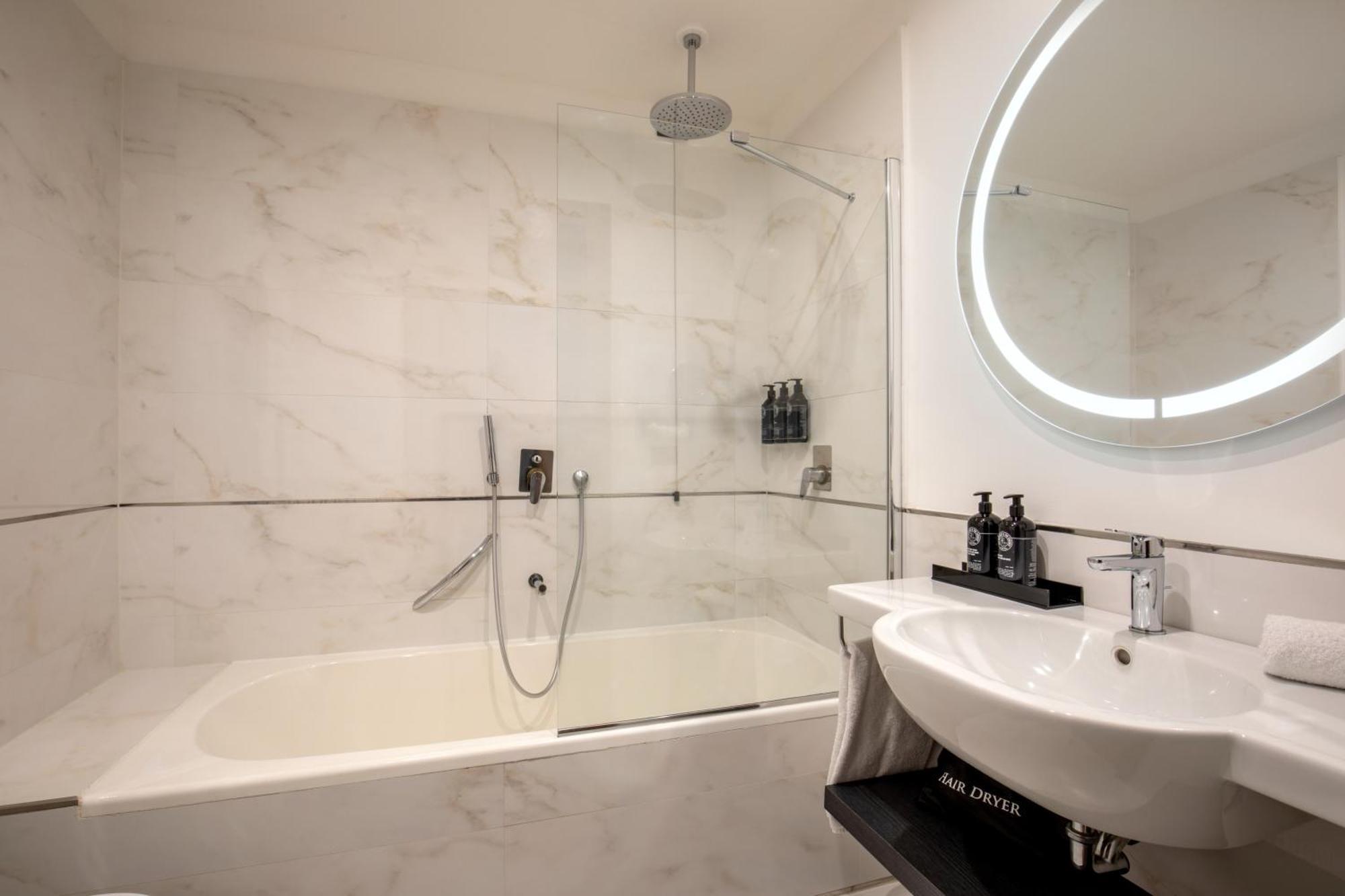Chambre Familiale