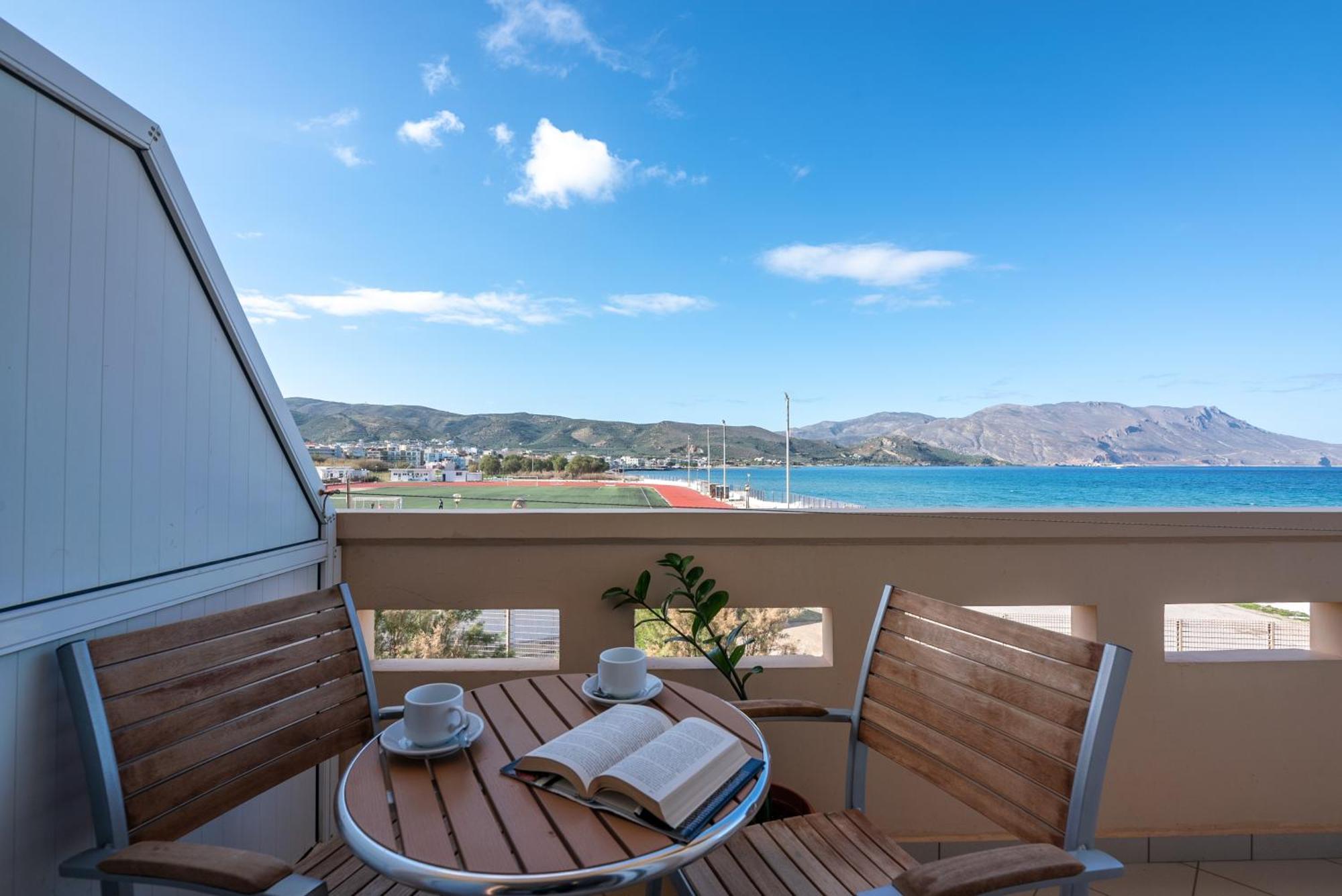 Appartamento con 1 Camera da Letto, Balcone e Vista Acqua