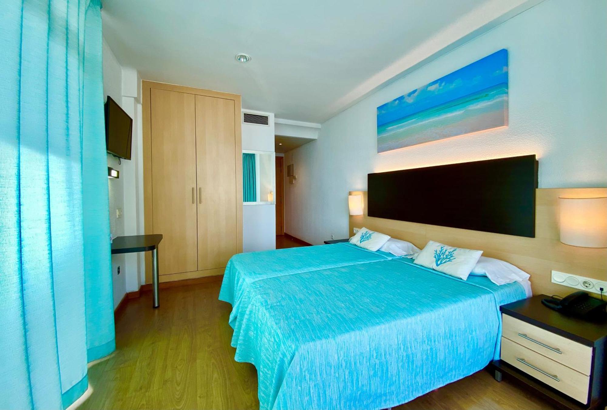 Double Room Sea View,1542051919:JPEG
