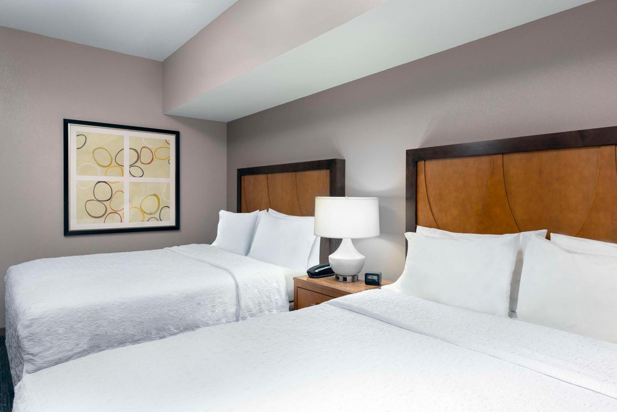 Queen Room with Two Queen Beds - Hearing Access/Non-Smoking