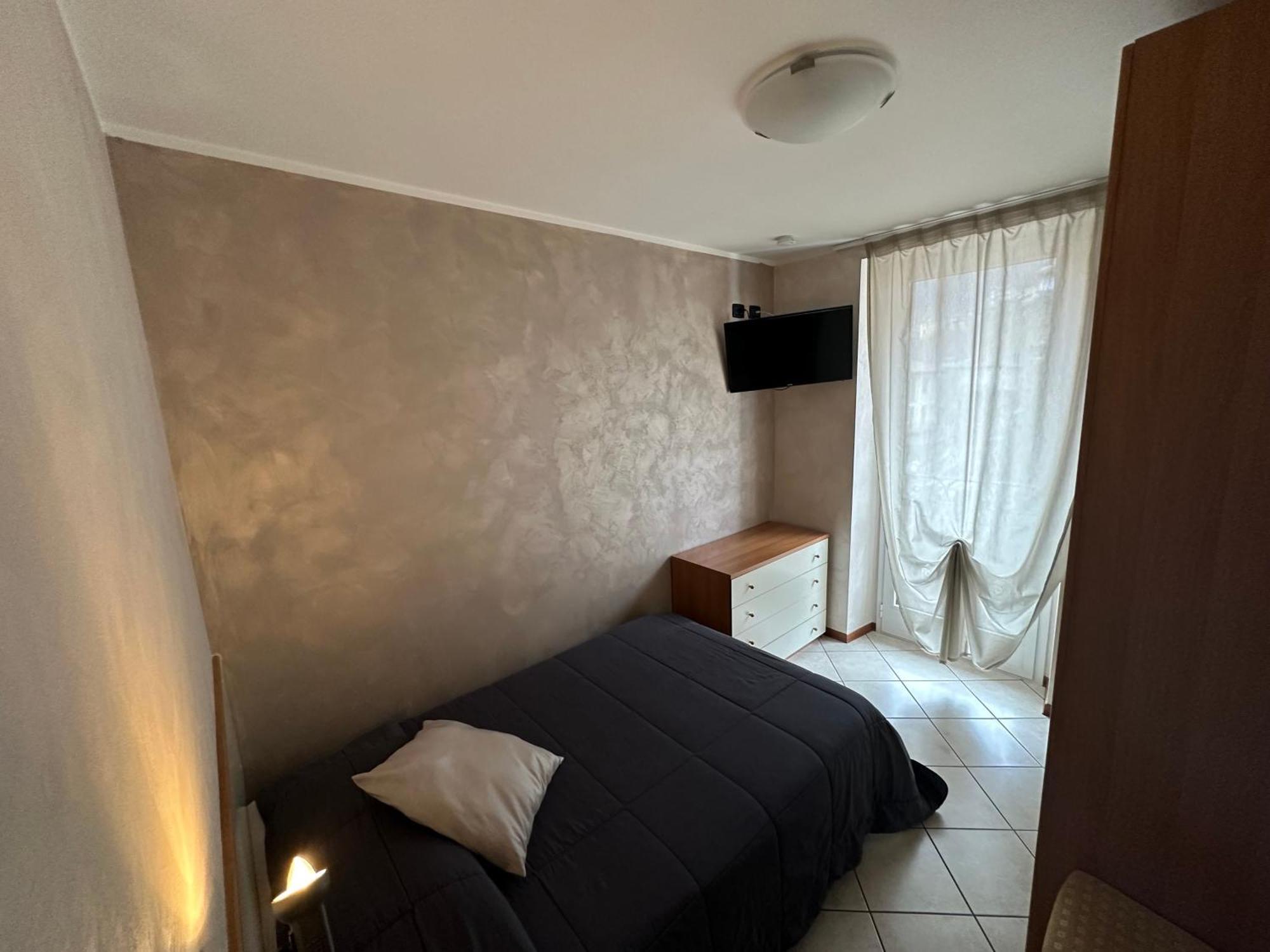 Single Room,1500497734:JPEG