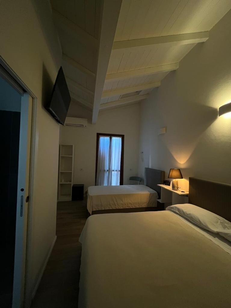 Camera Tripla con Bagno - Dependance