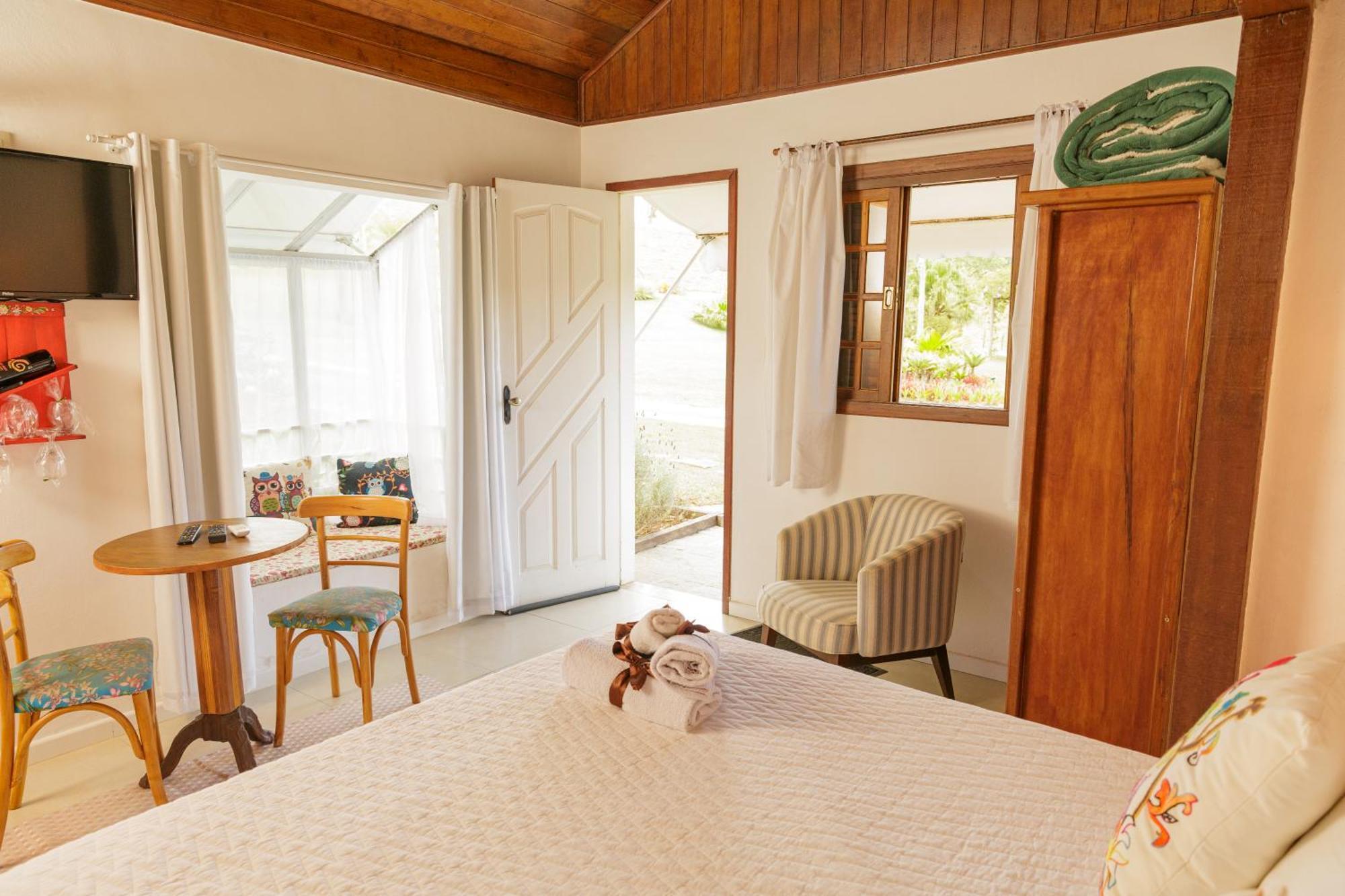 One-Bedroom Chalet,1500865216:JPEG