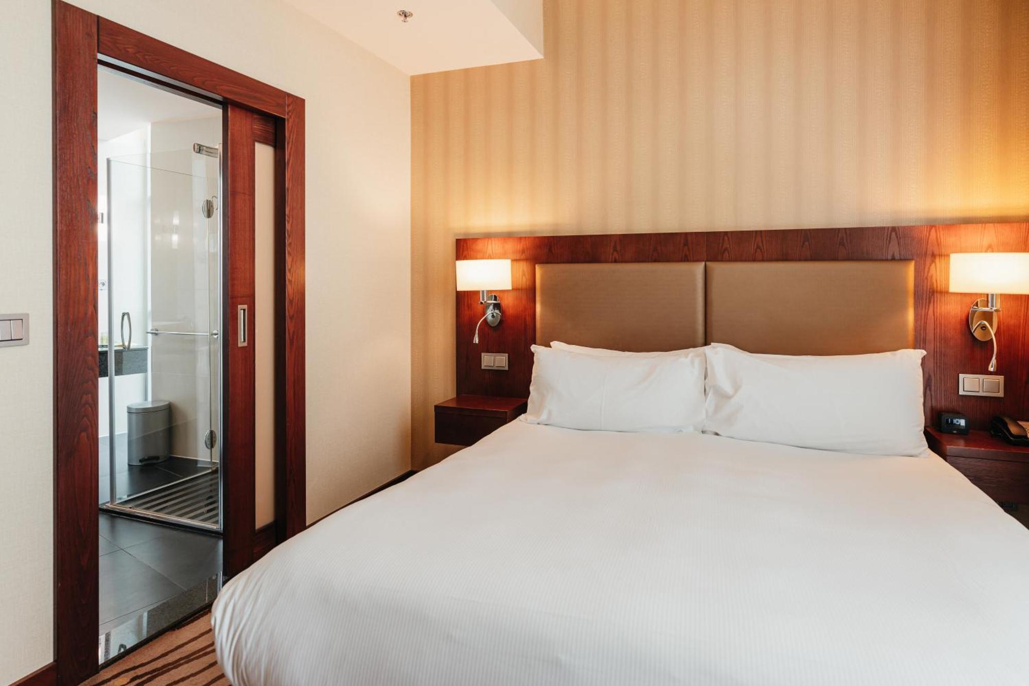 One-Bedroom King Suite,1499243749:JPEG