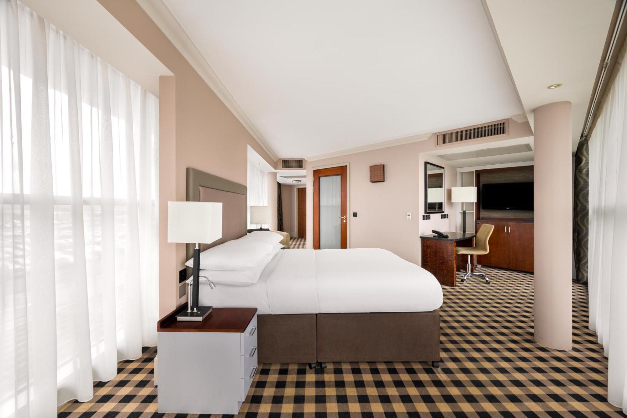 Quarto com Cama Queen-size - Acesso para Hóspedes com Mobilidade Reduzida
