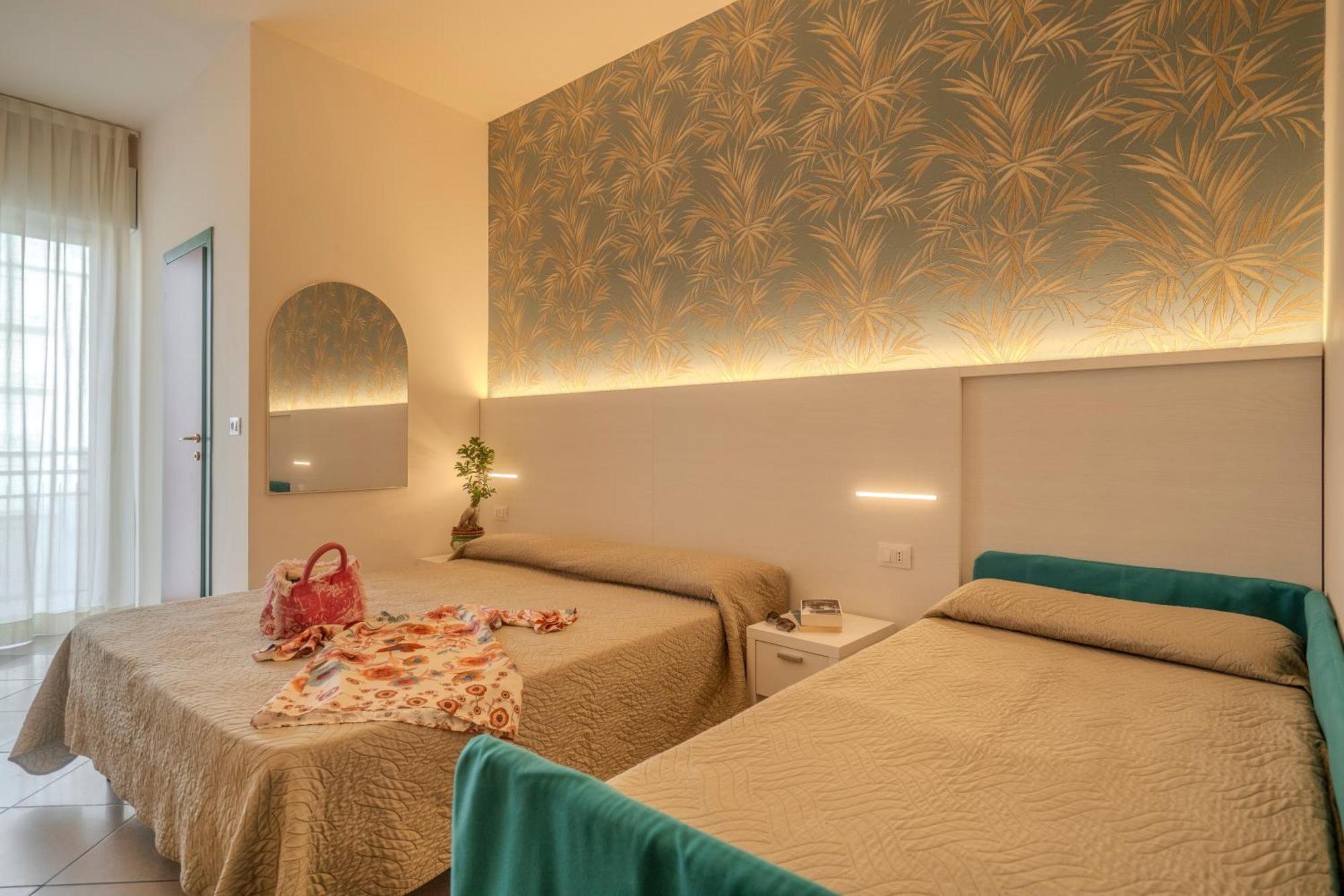 Camera Familiare con Balcone - Pacchetto Spiaggia