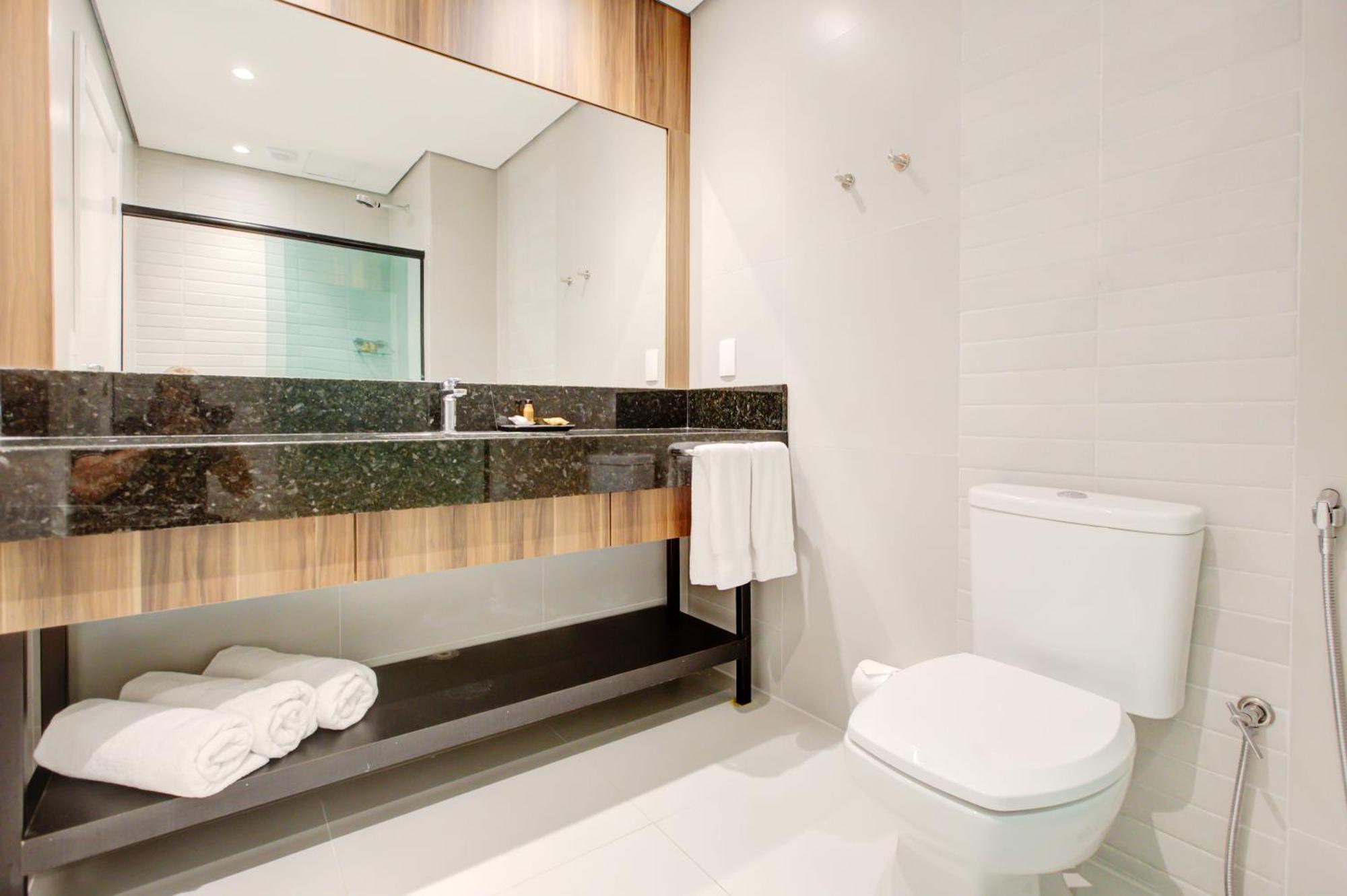 Quarto Duplo Deluxe com Vista Piscina