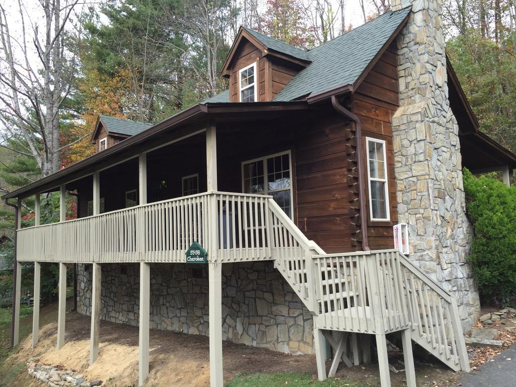Three-Bedroom Cabin