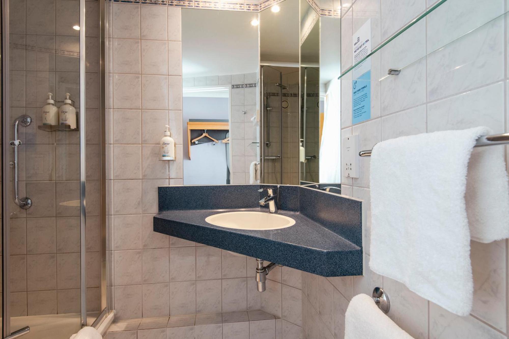 Chambre Lits Jumeaux Standard avec Petit-Déjeuner Chaud Gratuit