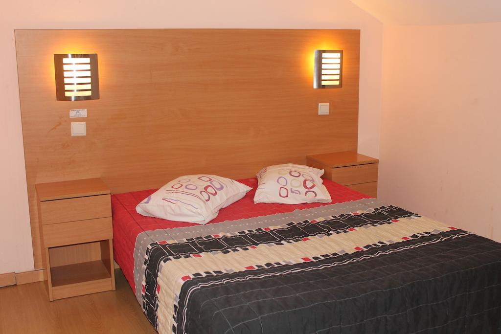 Quarto Duplo com Casa de Banho Partilhada