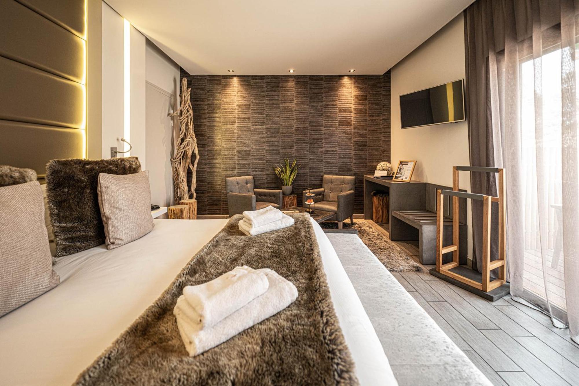 Chambre Double de Luxe avec Jacuzzi Extérieur