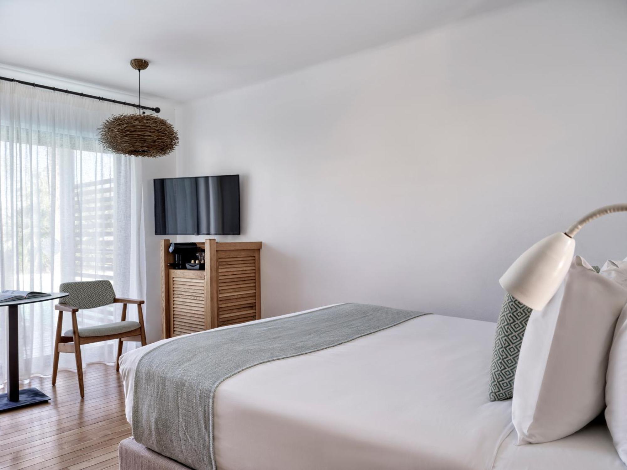 Luxuriöses Doppelzimmer mit Gemeinschaftspool