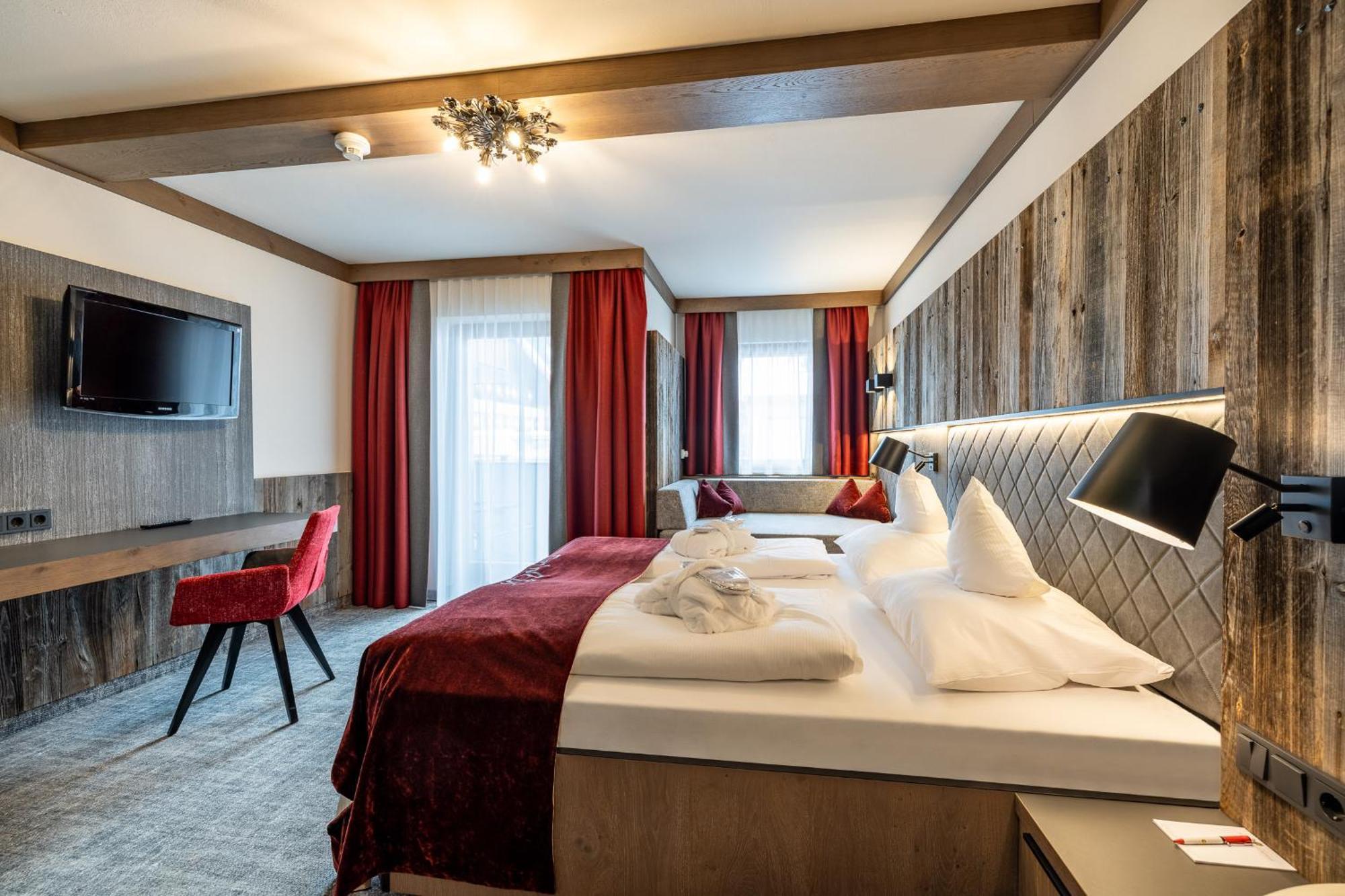 Deluxe Tweepersoonskamer met Balkon