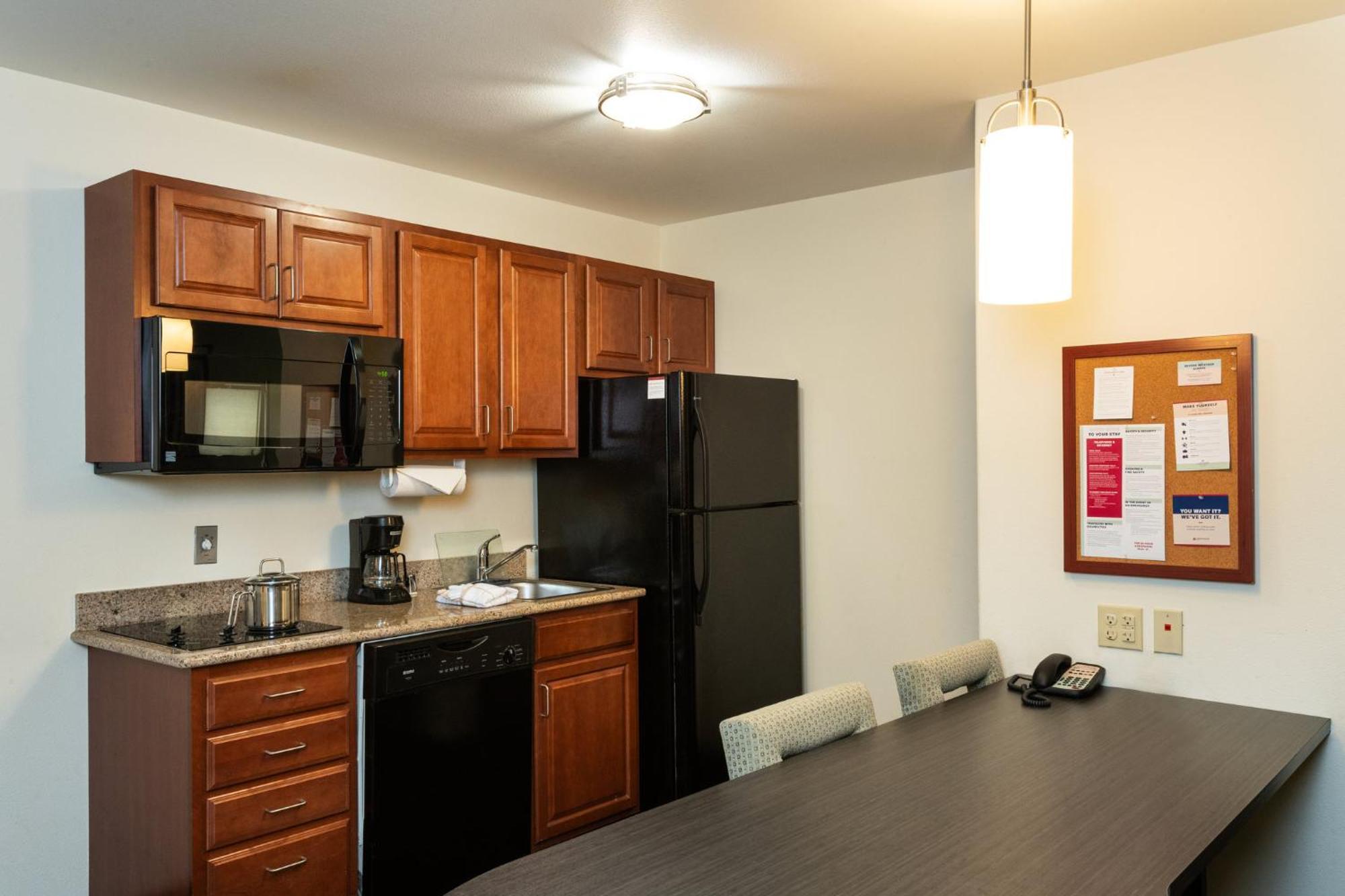 One-Bedroom King Suite