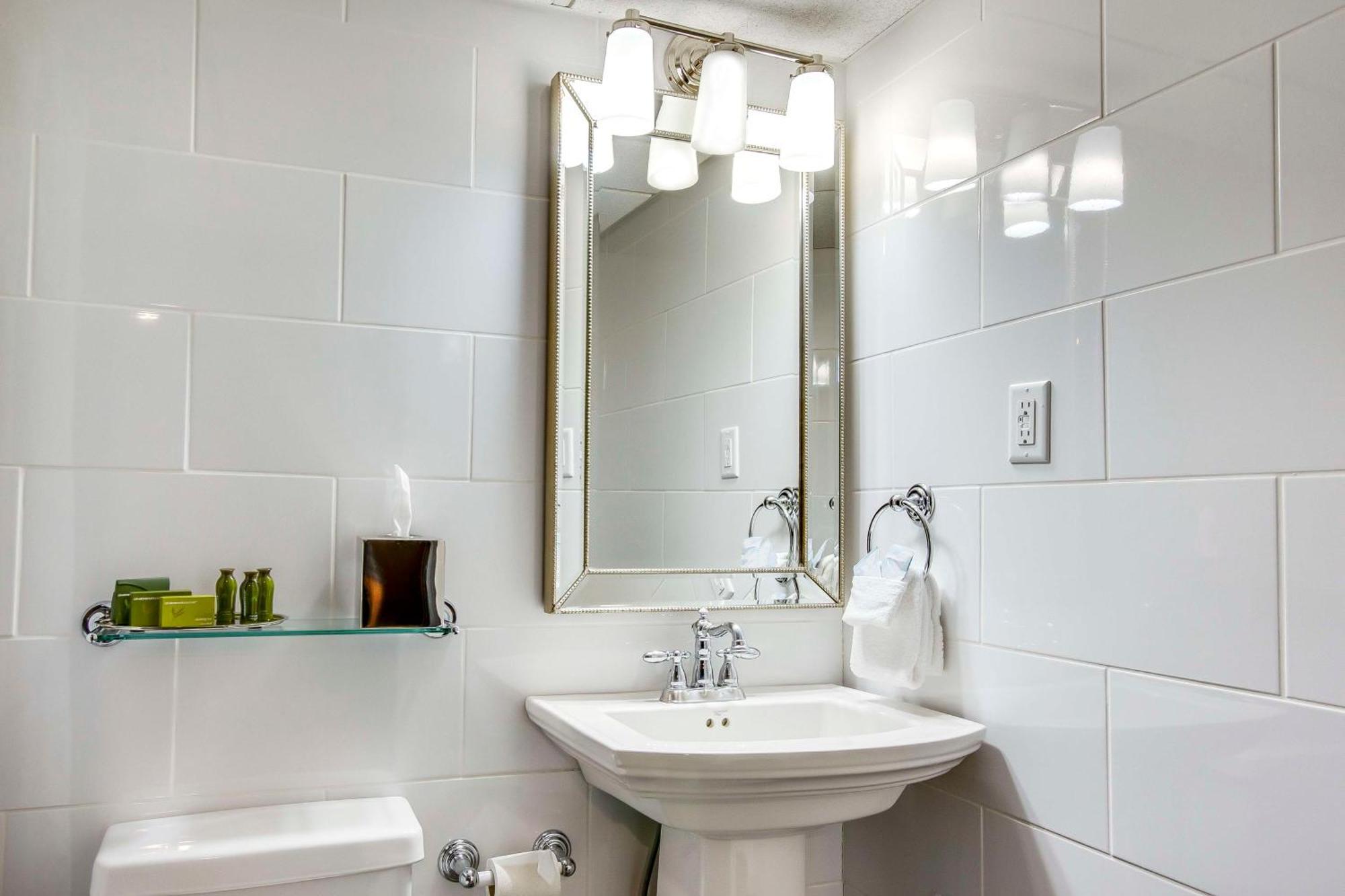 Queen Room with Two Queen Beds with Roll-In-Shower