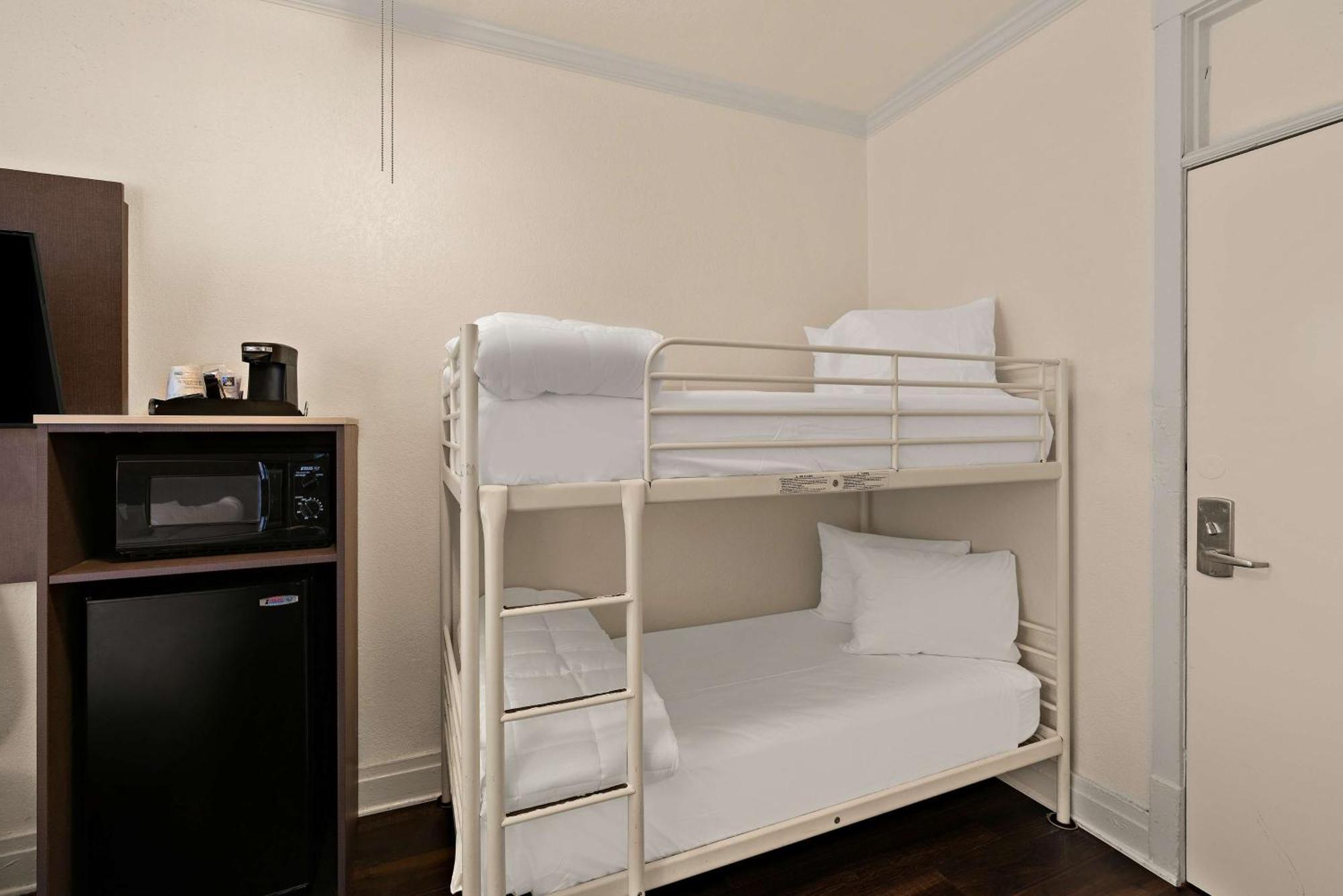 Chambre Lit Queen-Size avec Lit Superposé - Non-Fumeurs