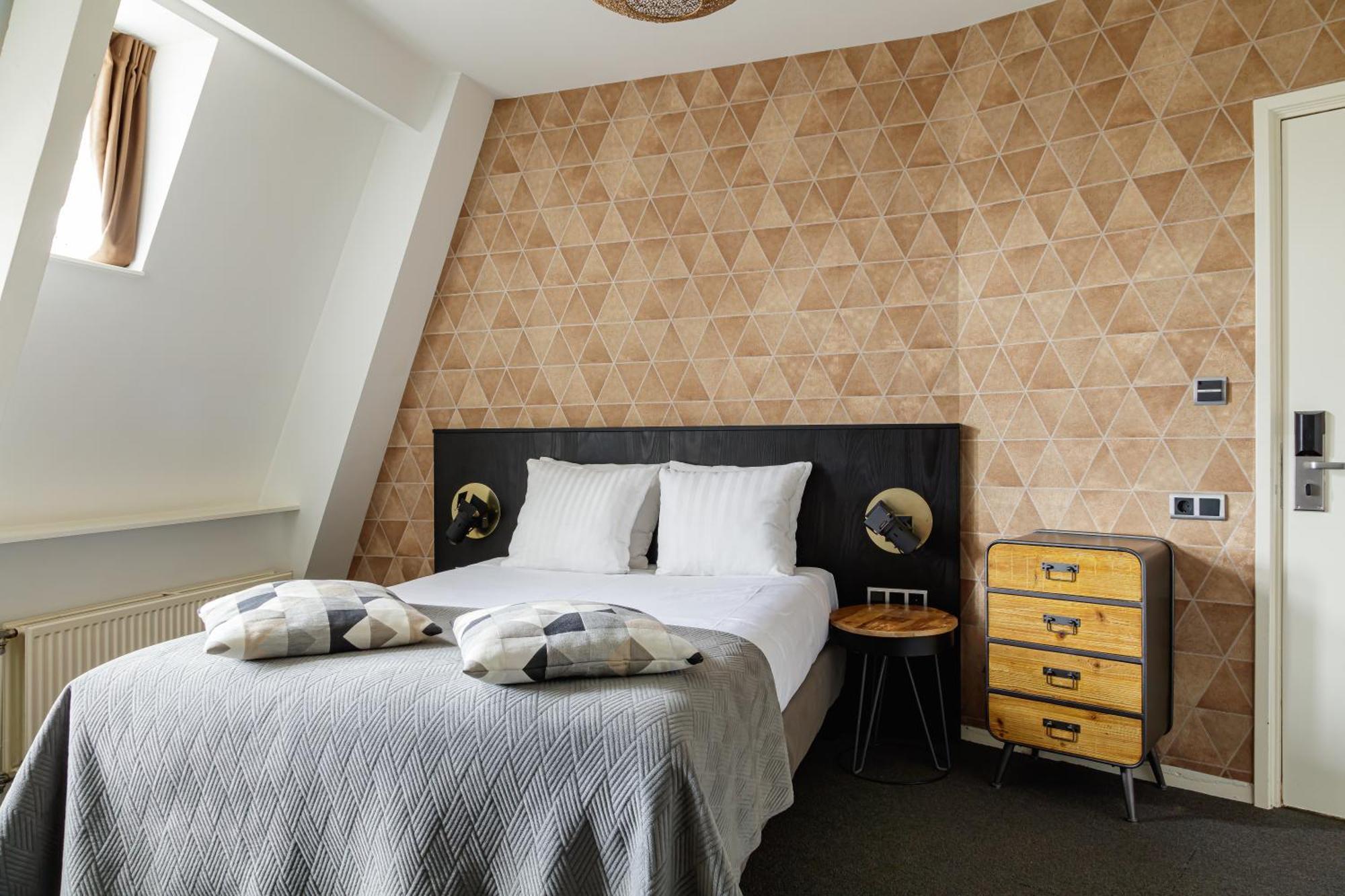 Petite Chambre Double - Vue sur le Canal