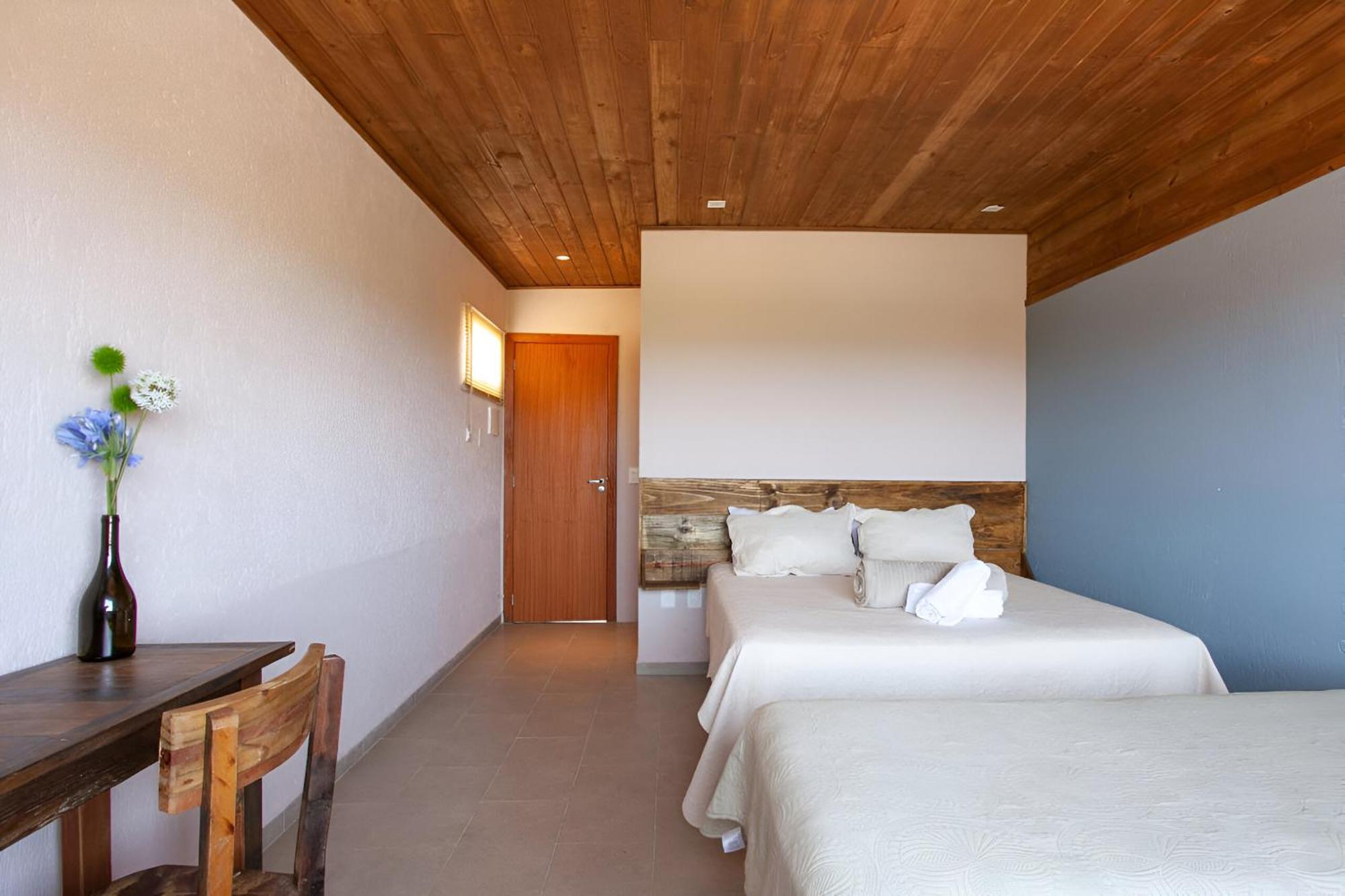 Quarto Quádruplo com Vista Mar