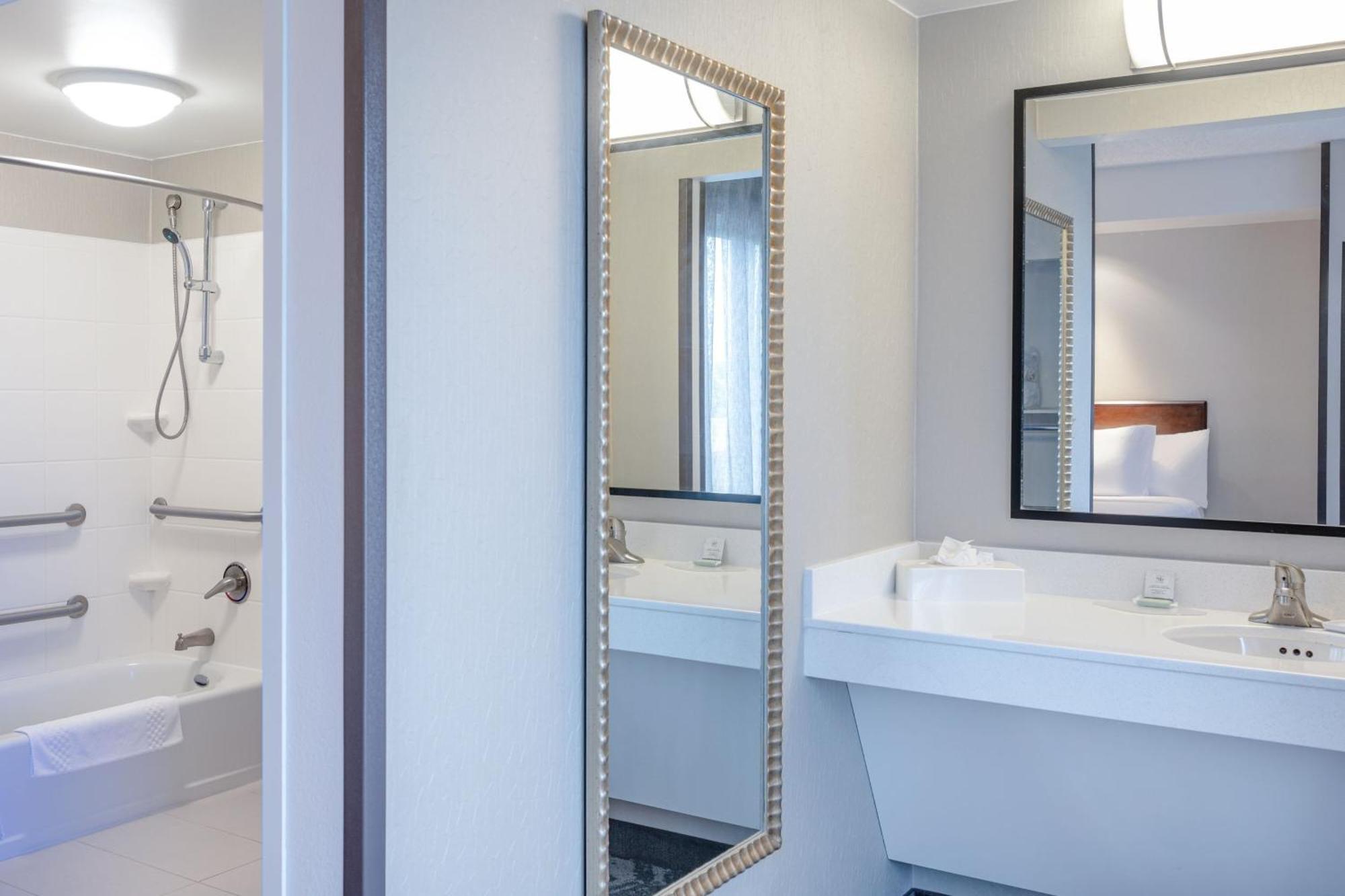 Double Suite with Two Double Beds and Trundle Sofa