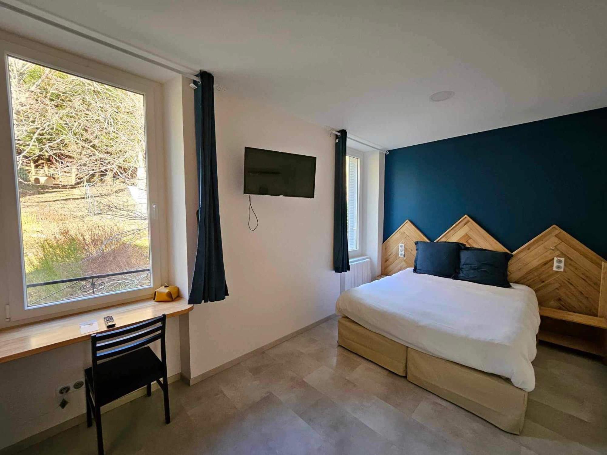 Deluxe Double Room,1534164523:JPEG