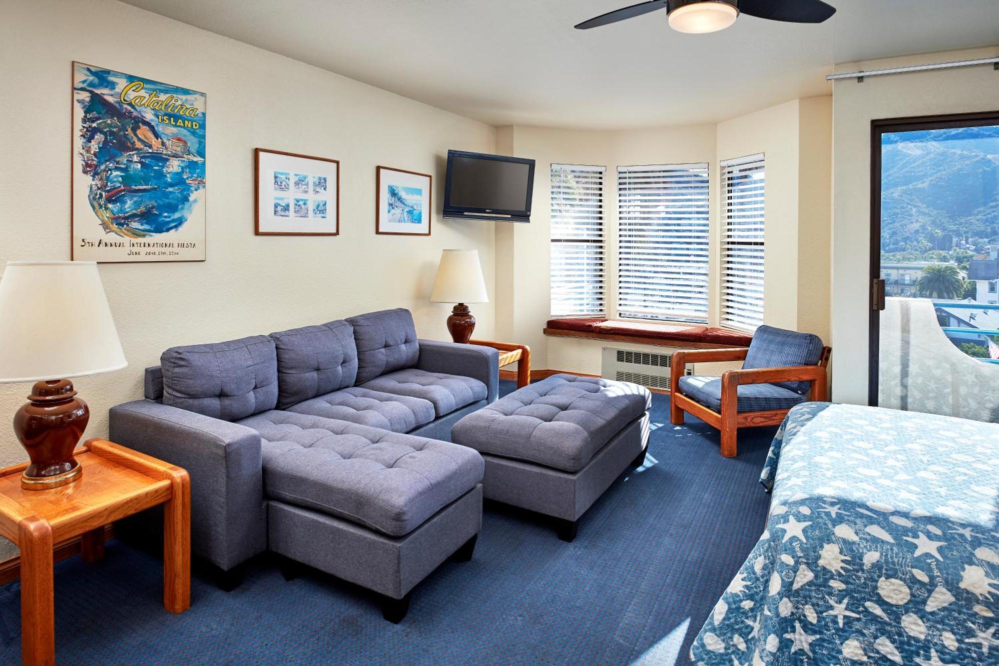 Deluxe Suite with Sea View