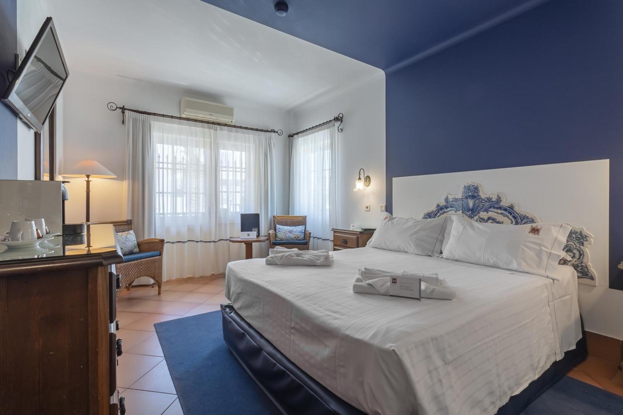 Double Room / Twin with City View - Main House,1536941413:JPEG