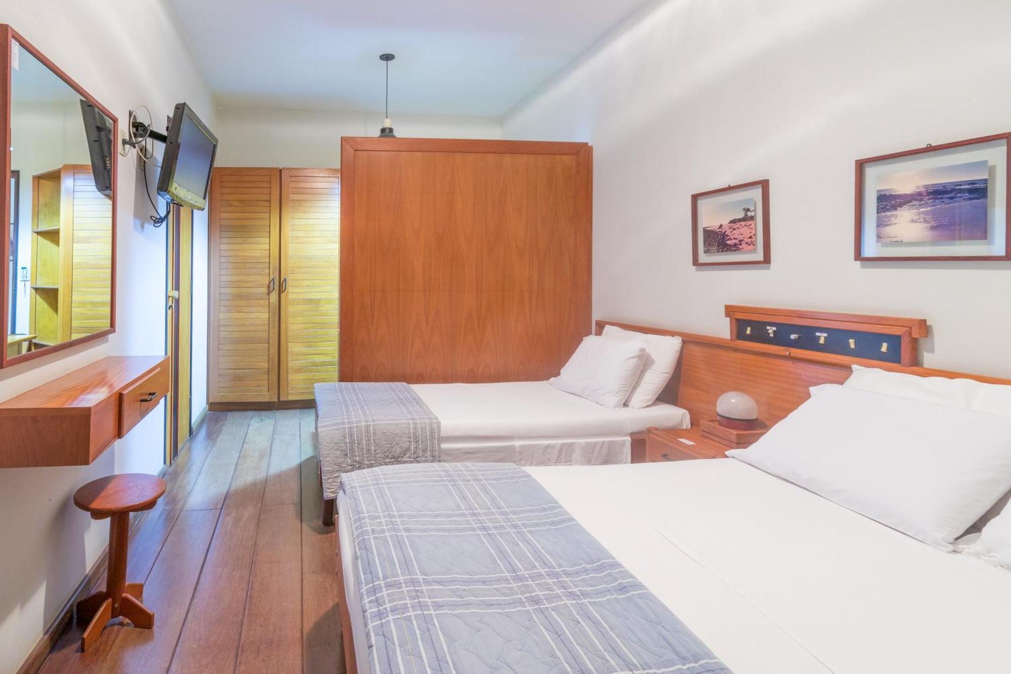 Quarto Triplo Superior