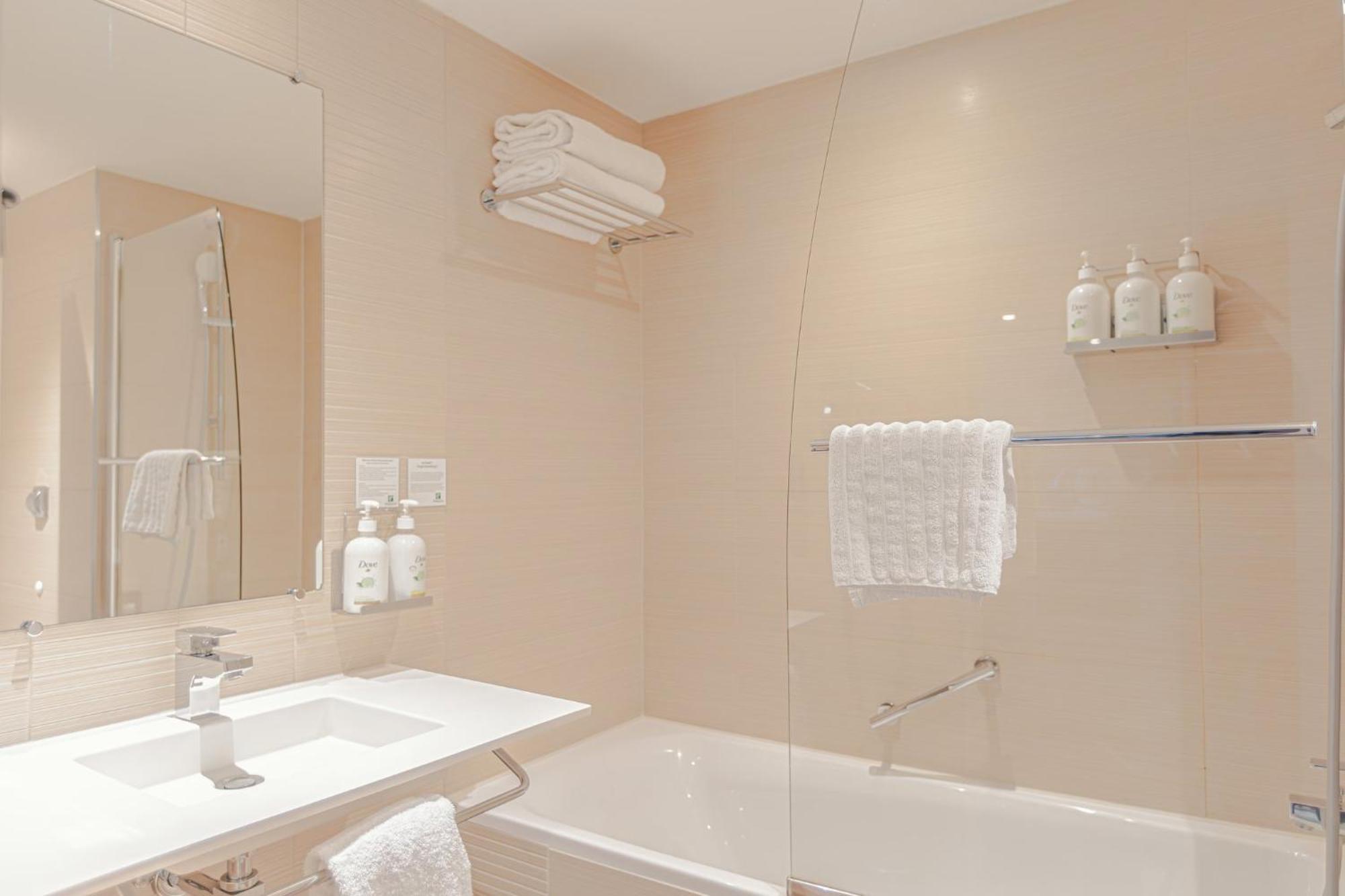 Chambre Lit Queen-Size Premium