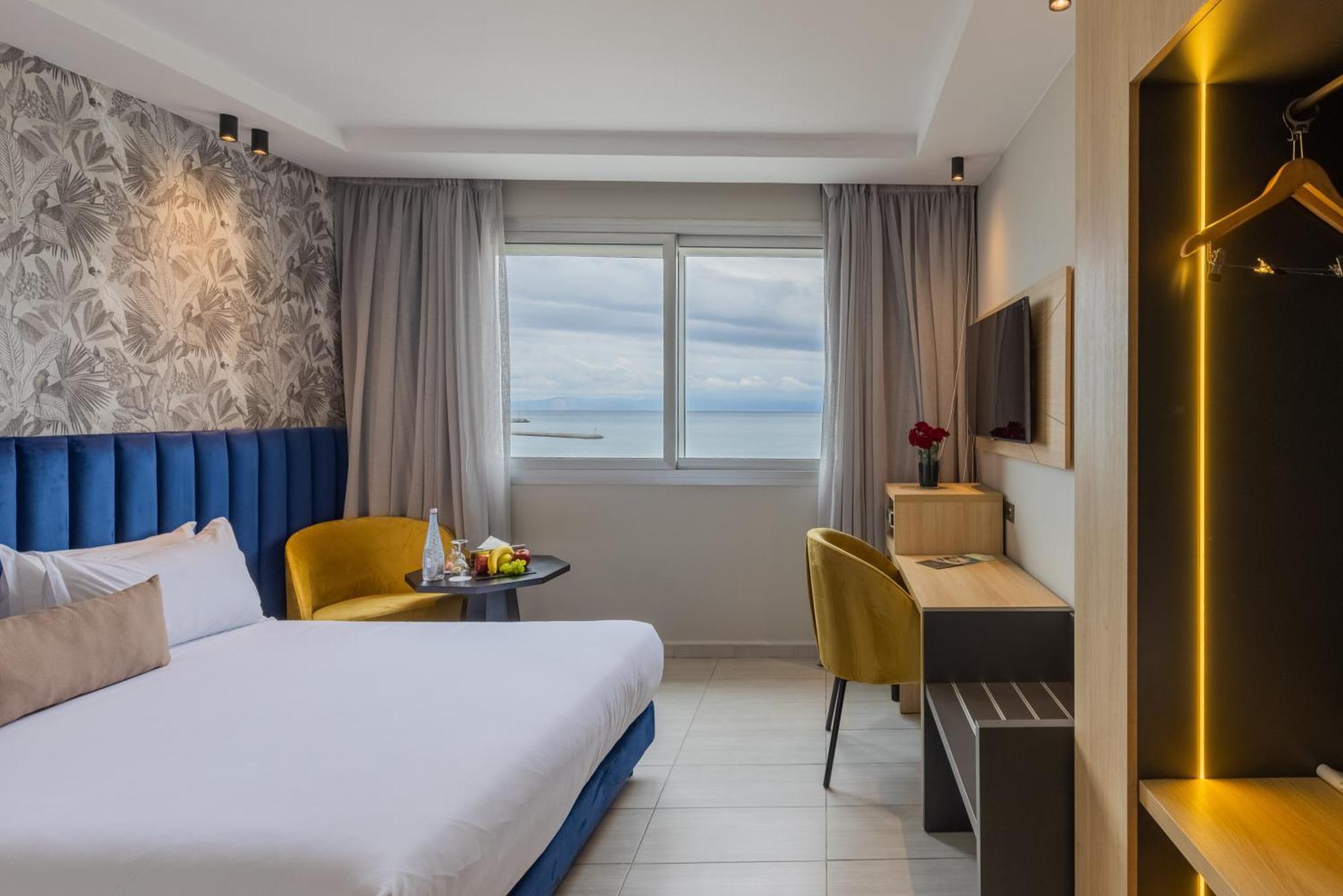 Chambre Lit King-Size Supérieure - Vue sur Mer