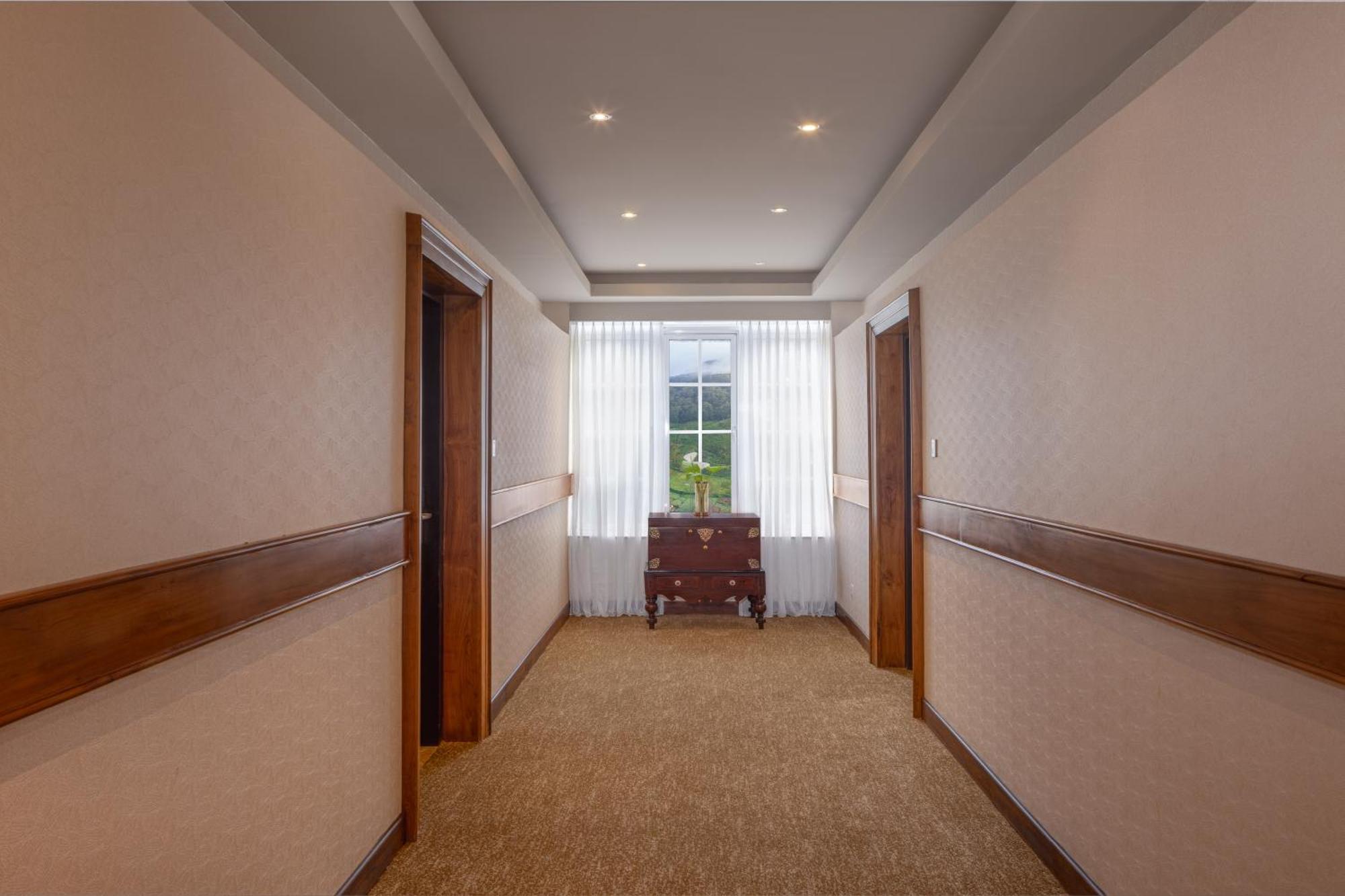 Junior Suite with Mountain View Rooms – with a Free Visit to Organic Strawberry & Vegetable garden and to pick your own Strawberry, 10% off on Spa and Excursions + Early check in Late check out on availability