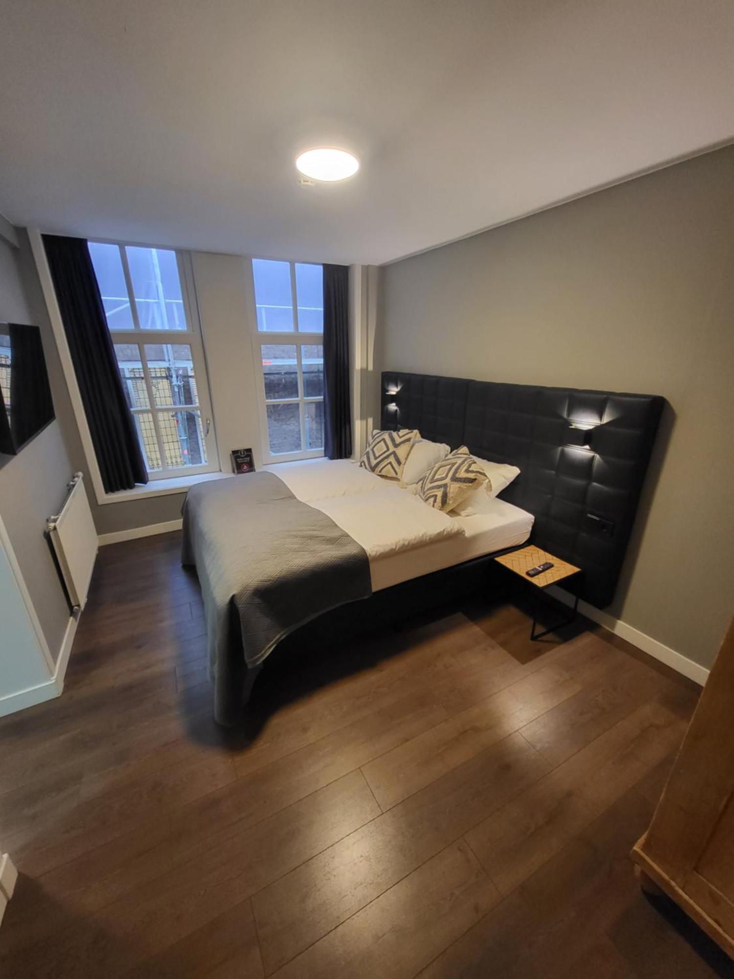 Chambre Familiale avec Salle de Bains