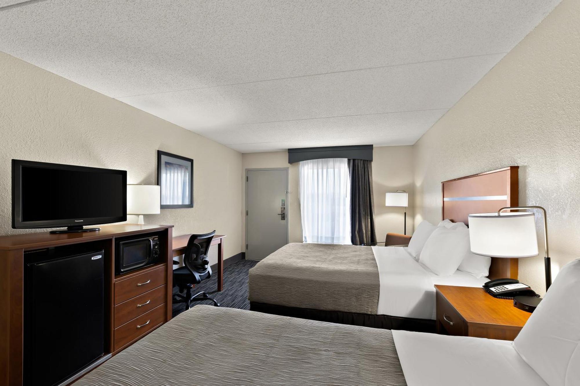 Queen Room with Two Queen Beds - Accessible/Non-Smoking