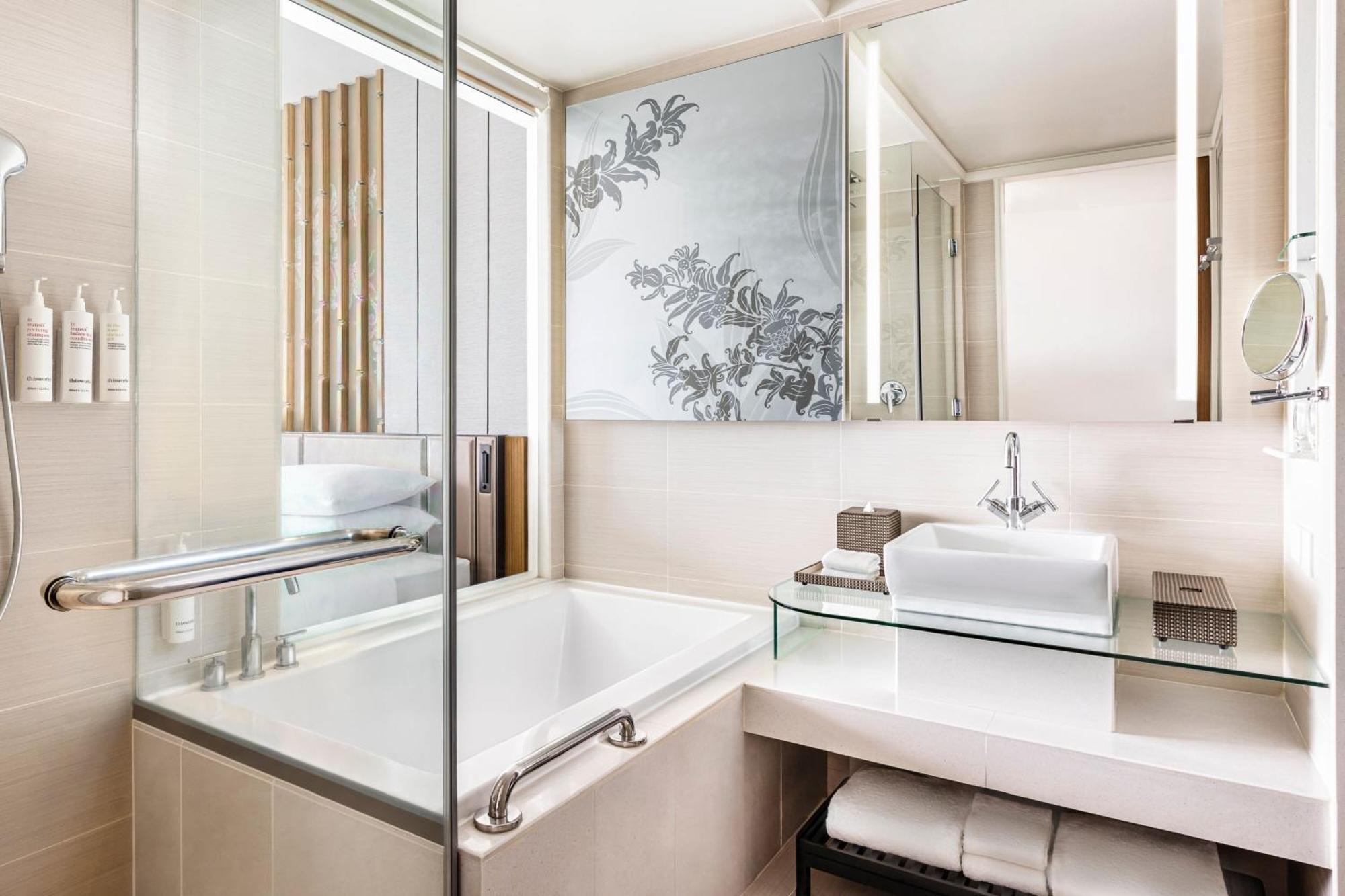 Deluxe kamer (K) met 1 Kingsize Bed en Slaapbank