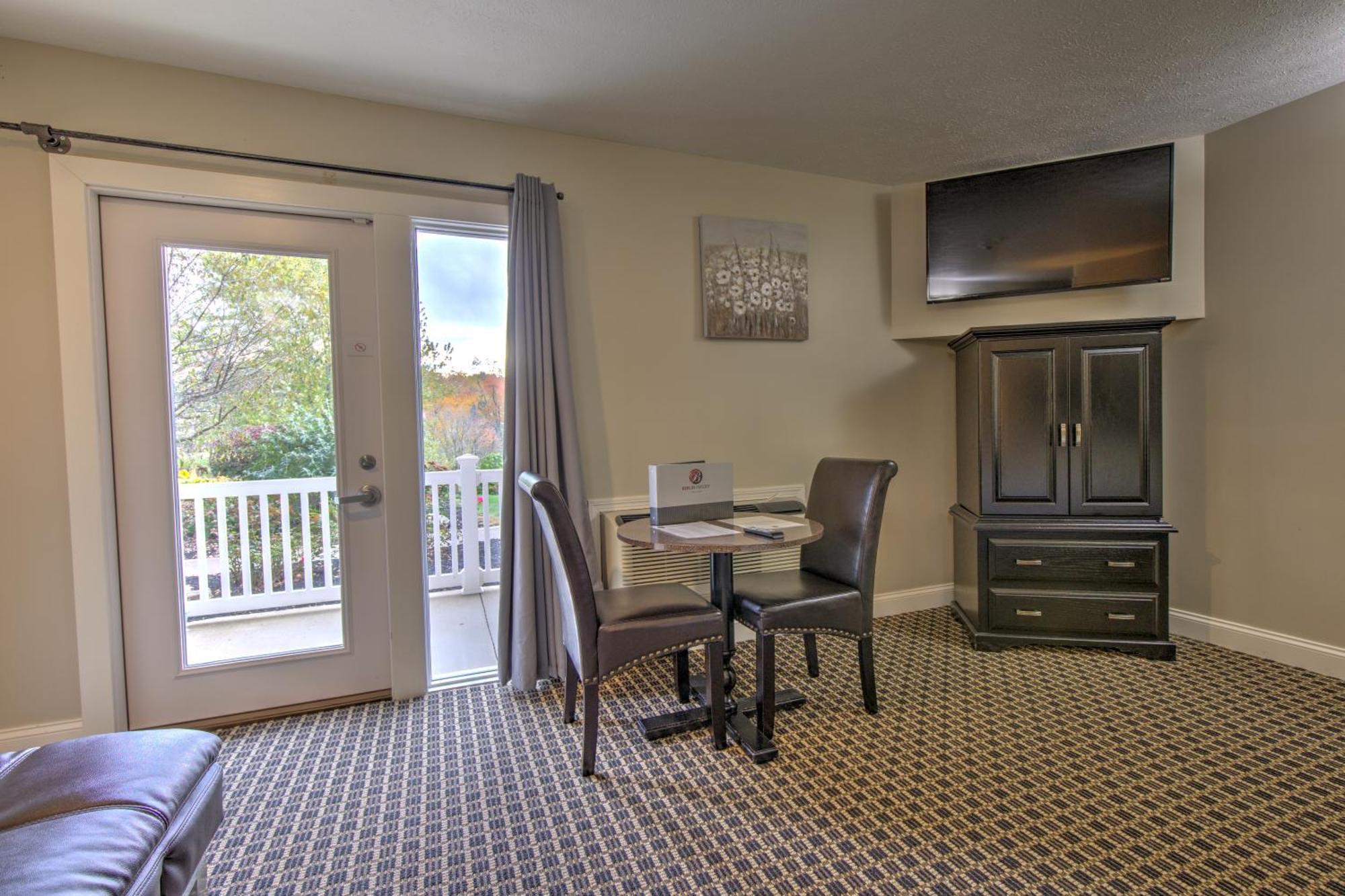 King Room with Spa Bath