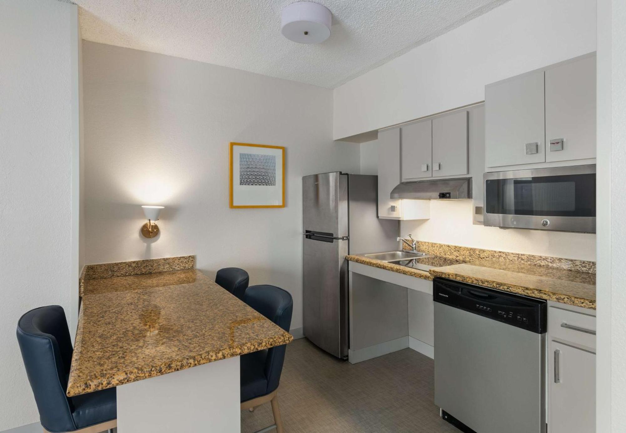 One Bedroom Suite with Two Queen Beds and Separated living area