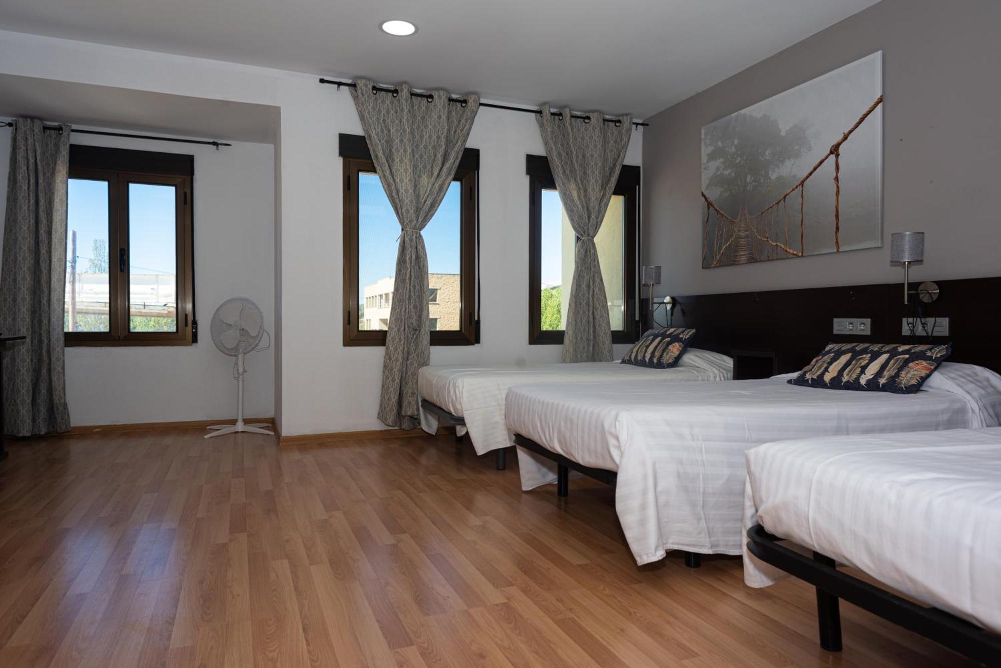 Habitación Cuádruple adaptada para personas con discapacidad