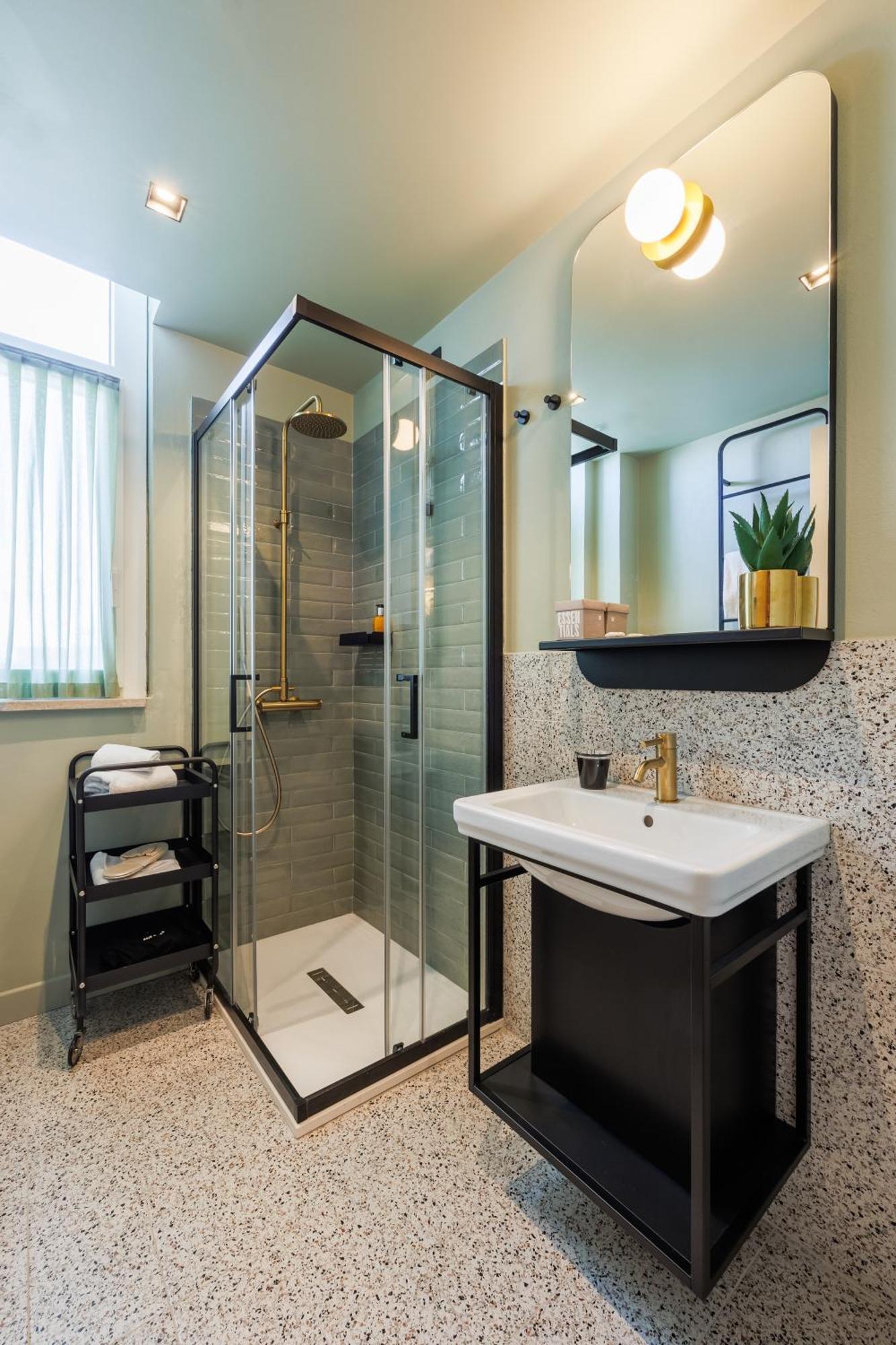 The Wind - Vista sulla città