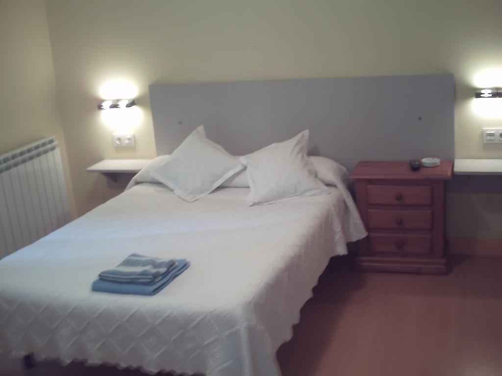 Tweepersoonskamer met 1 of 2 Bedden en Gedeelde Badkamer