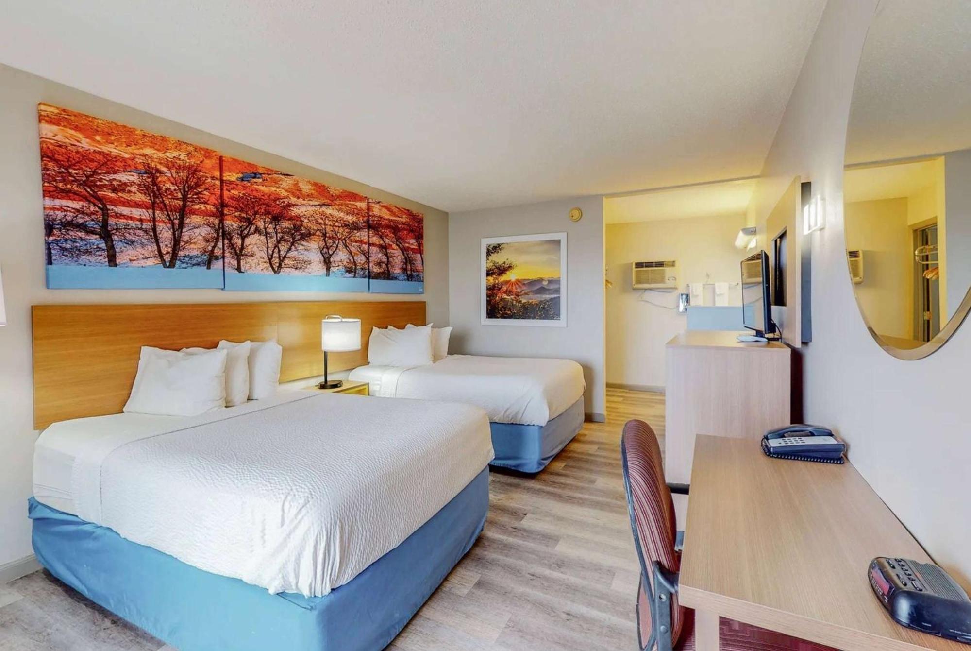 Double Room with Two Double Beds - Non-Smoking