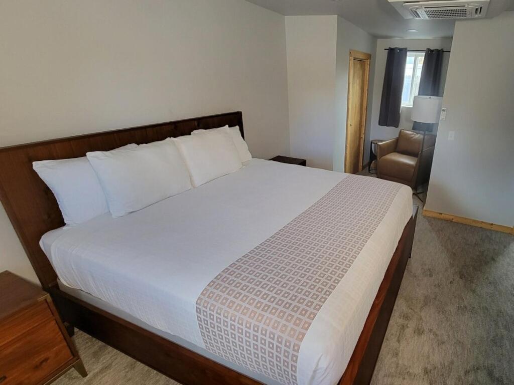 King Suite
