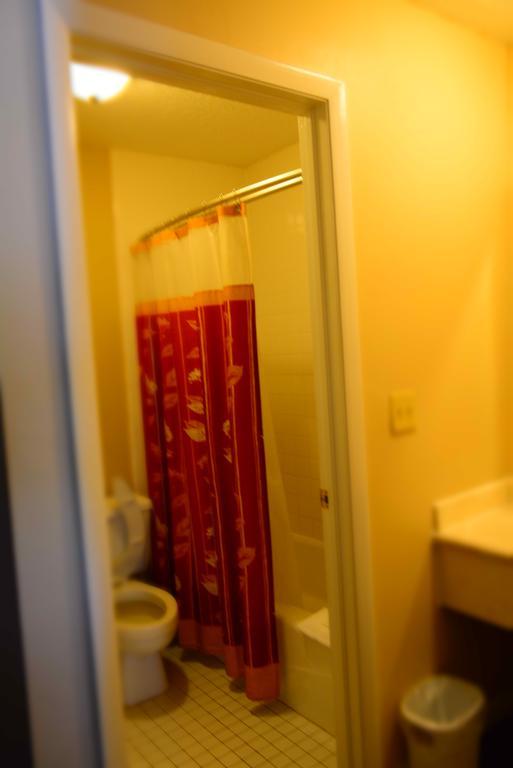 King Room with Riverview - Interior
