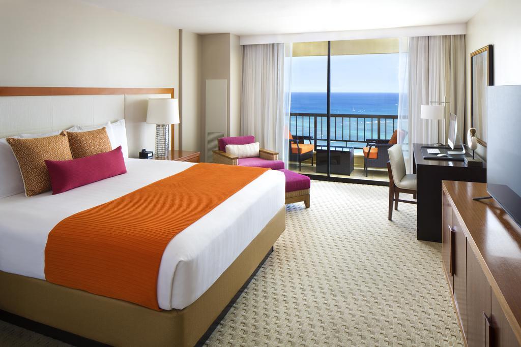 One-Bedroom Penthouse Suite