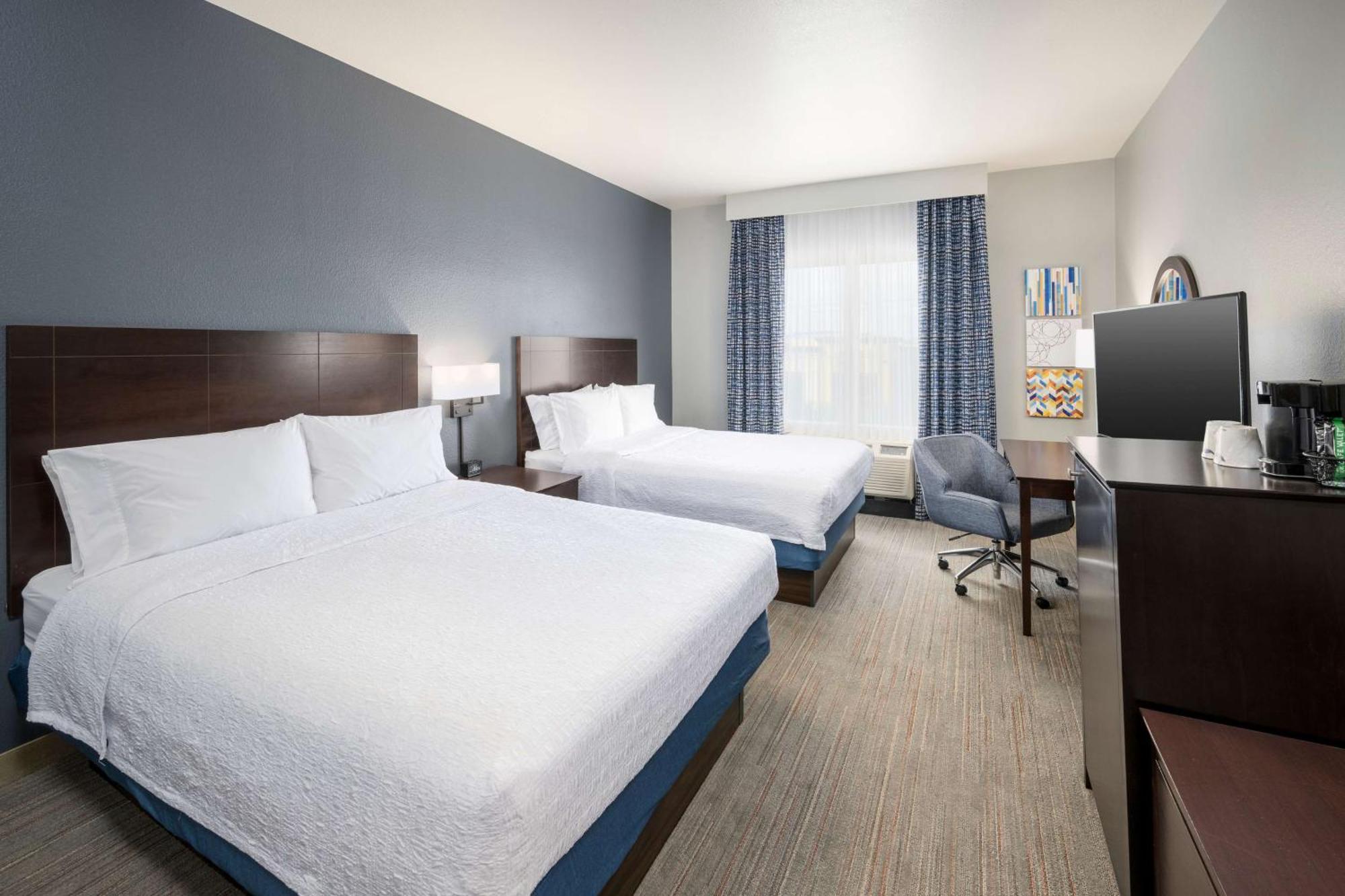 Queen Room with Two Queen Beds - Mobility Access/Non-Smoking