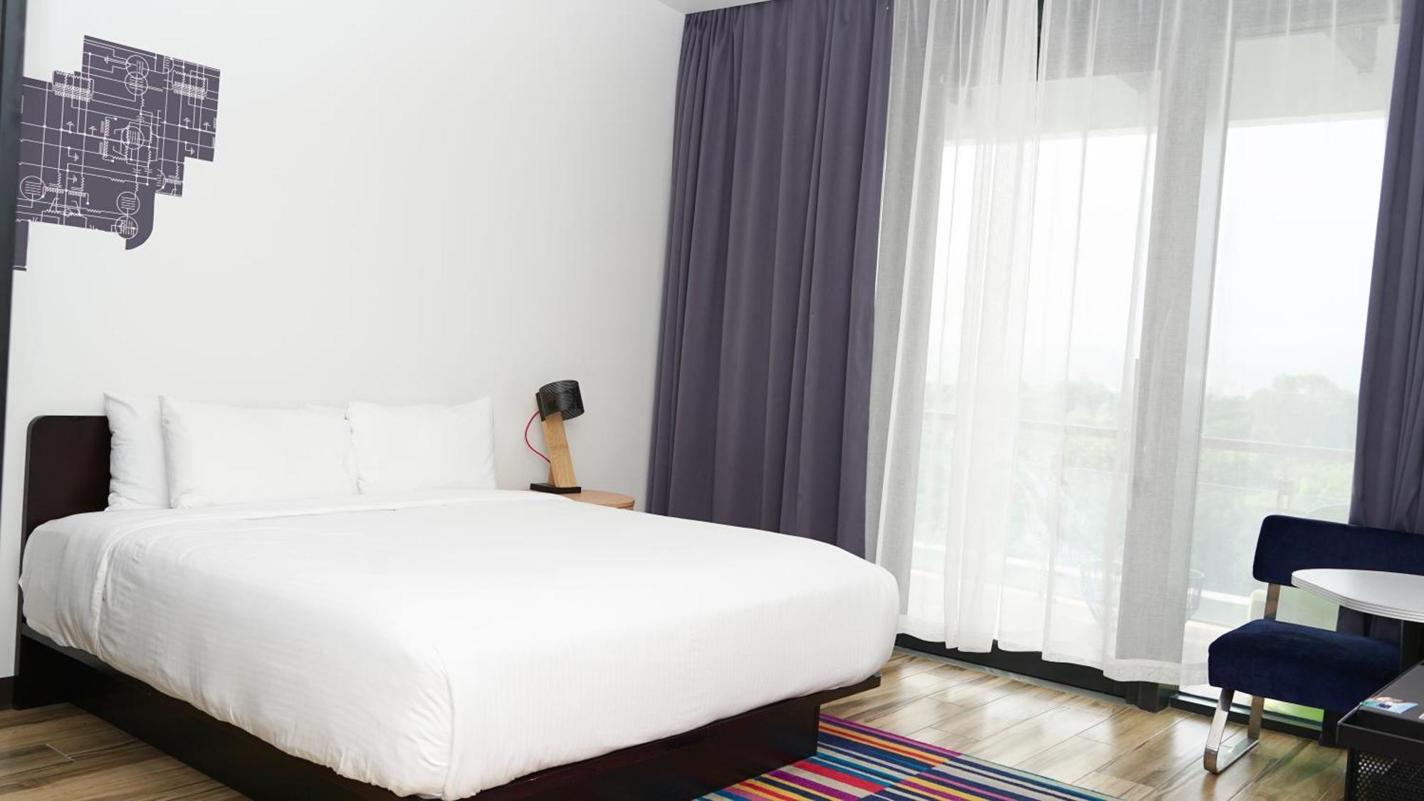 King Room with Balcony